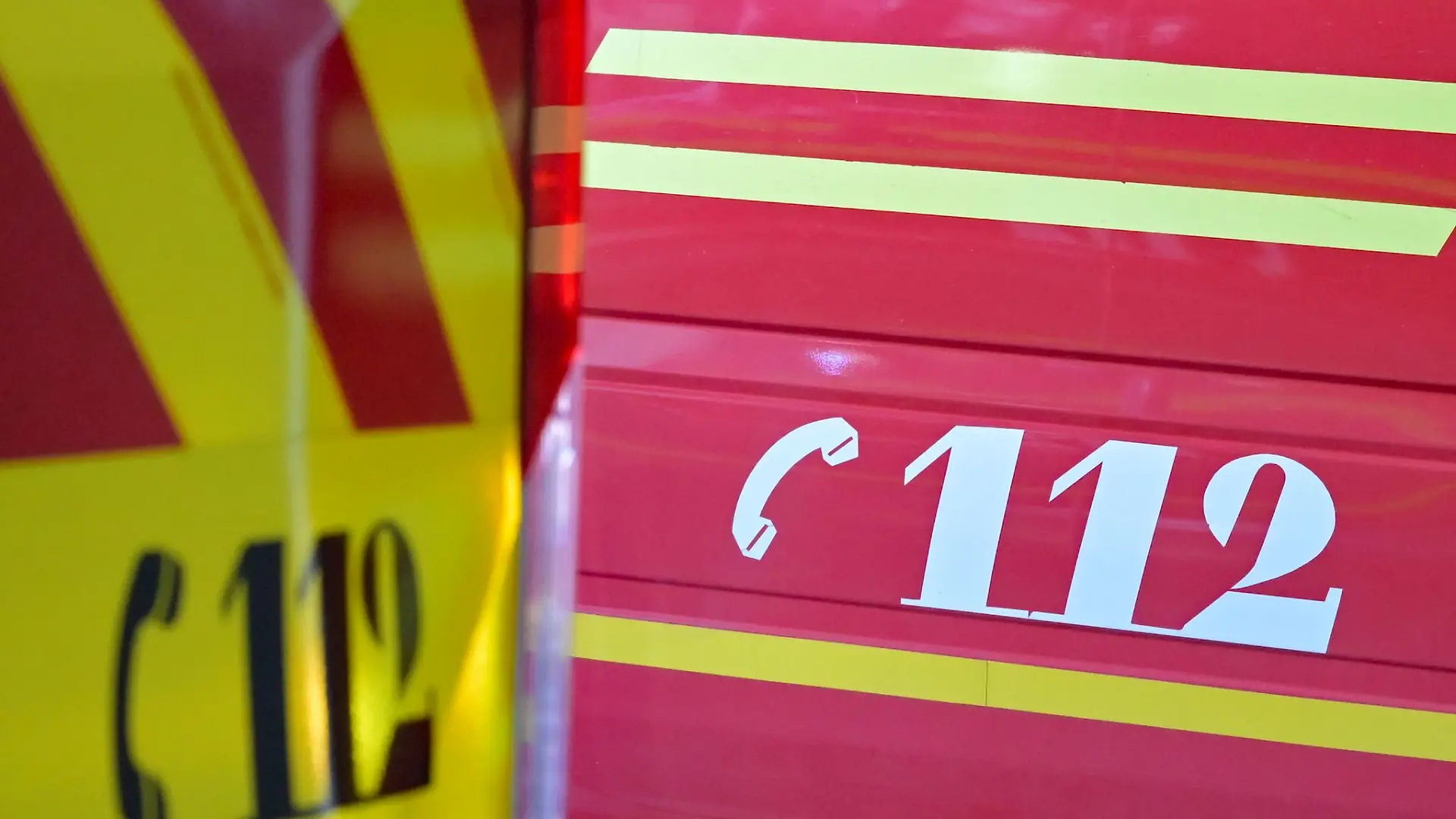 Feuerwehr und Rettungsdienst waren mit einem Großaufgebot im Einsatz. (Symbolbild)