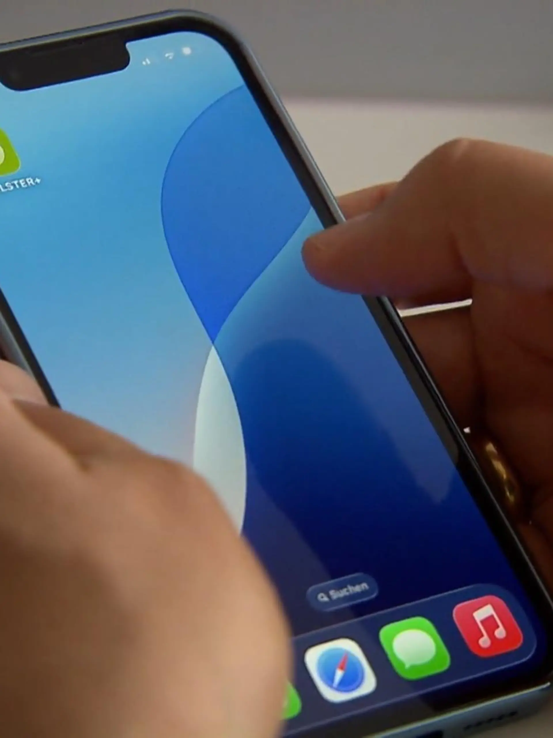 Bild zu: "Steuererklärung mit dem Handy"