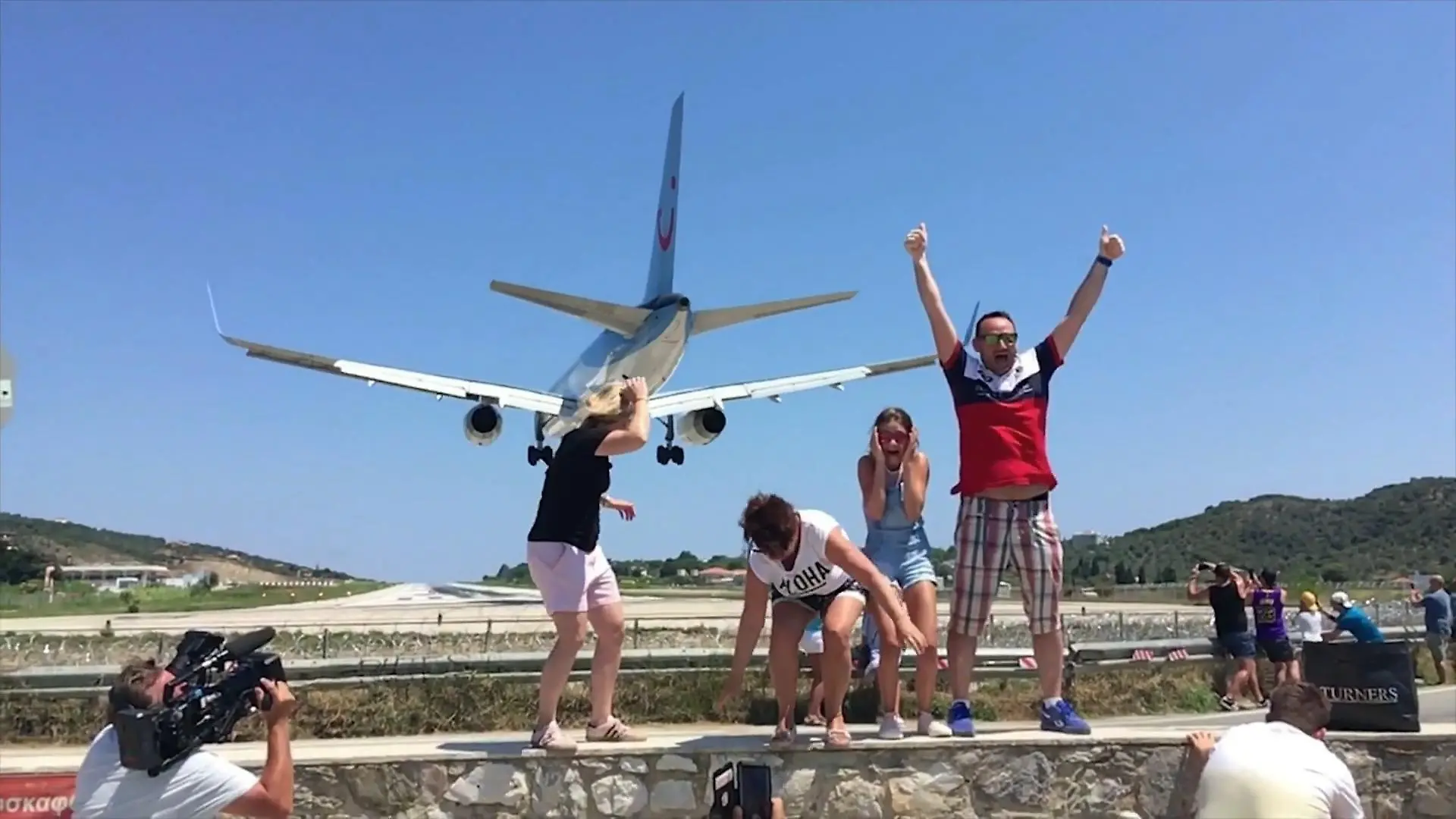 Ein paar Sekunden Nervenkitzel! Plane Spotter