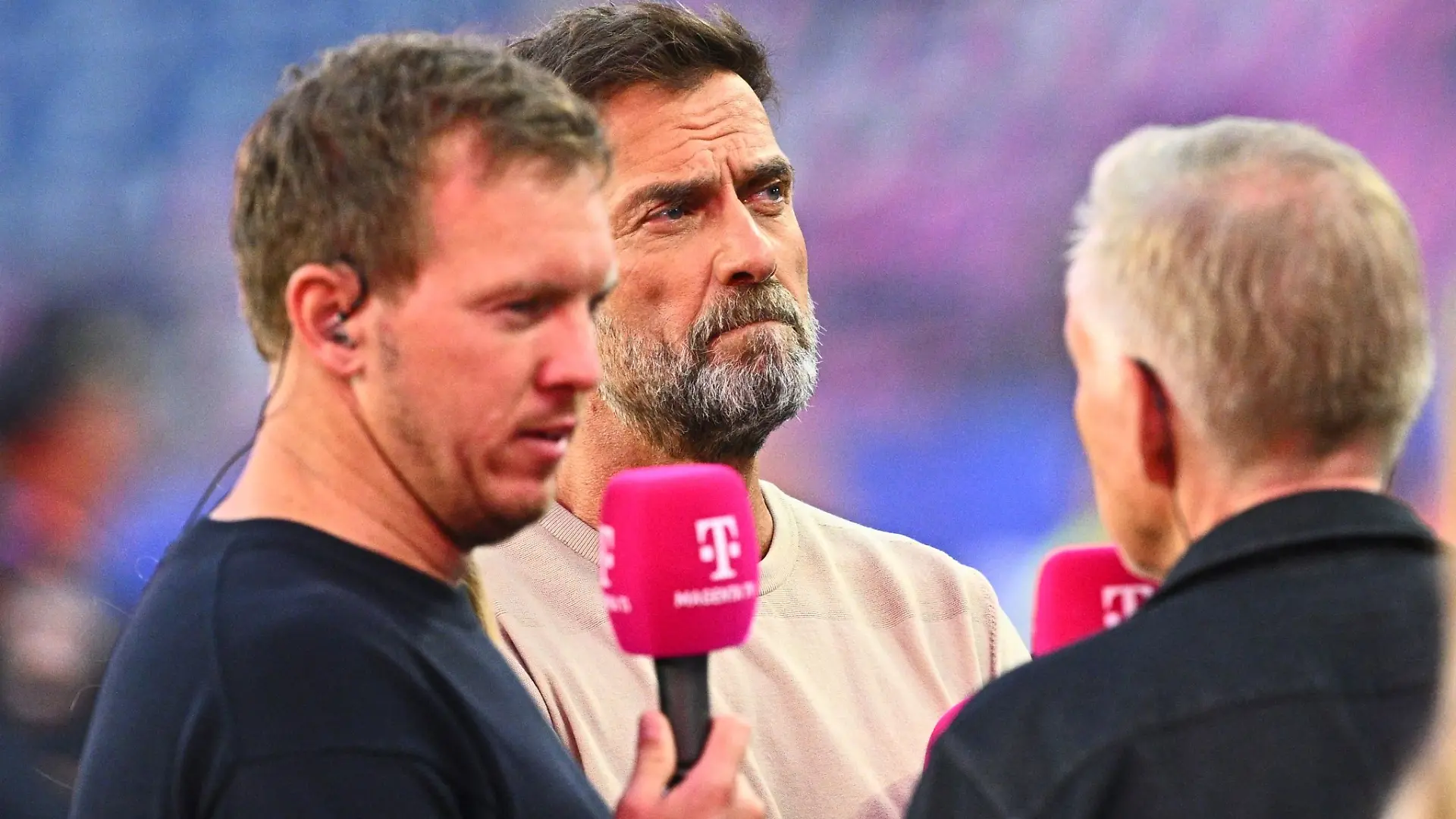Geht Nagelsmann? Kommt Klopp? Die Fußball-Fans warten auf Antworten.