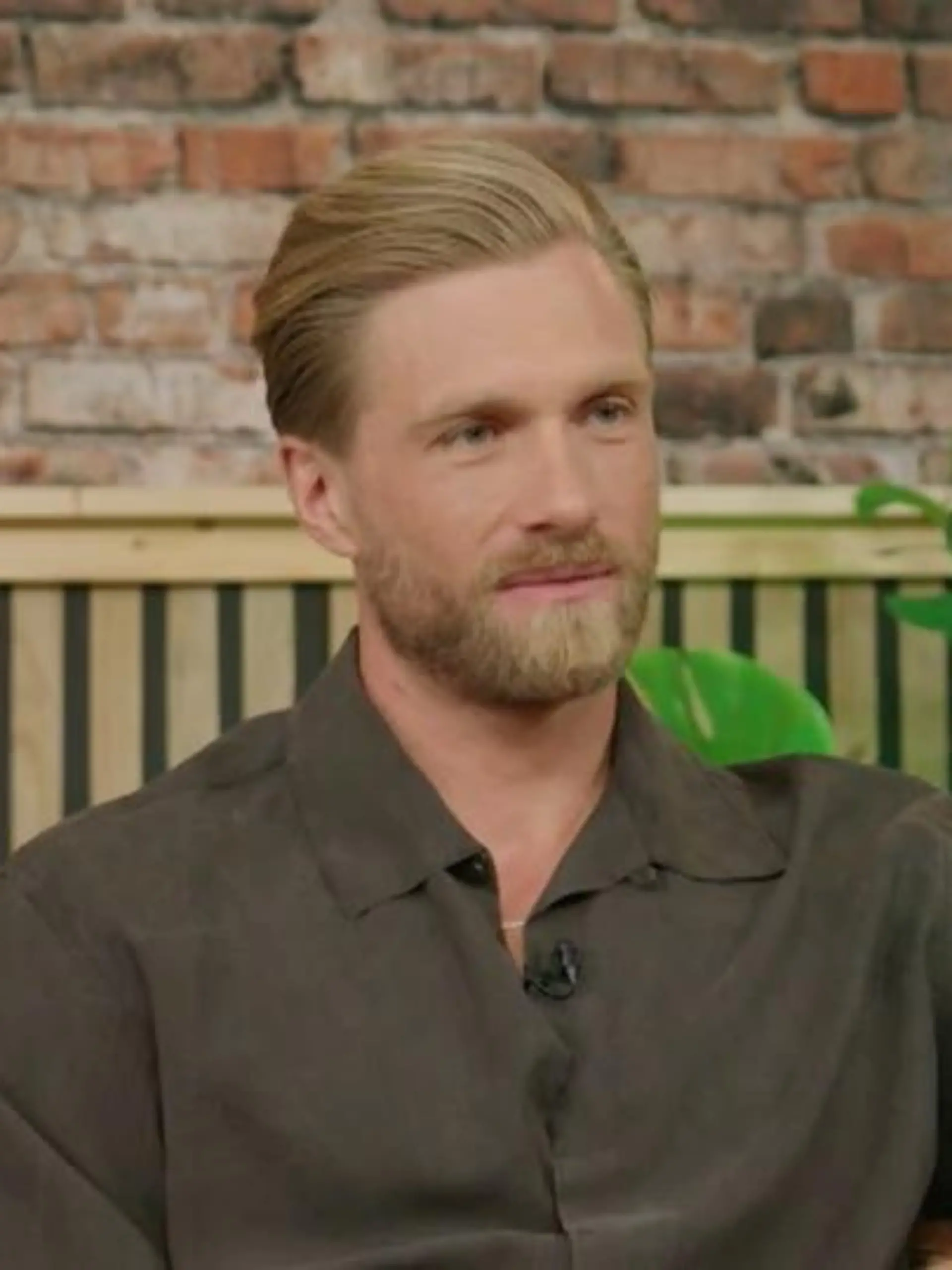 Bild zu: "Bachelor Sebastian erklärt im Interview seine frühzeitige Entscheidung für Nadja"