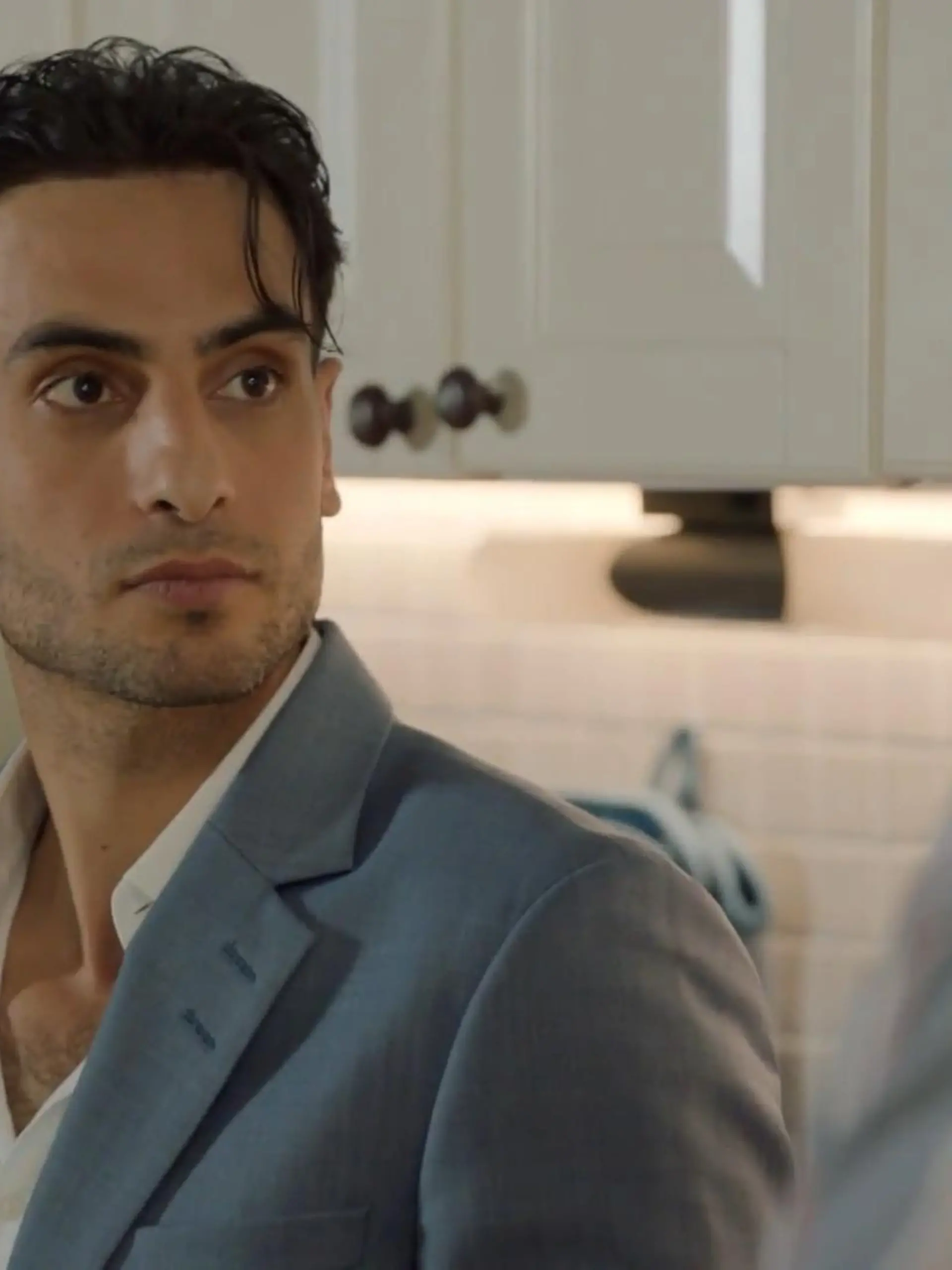 Bild zu: "Nihat wird von Erik überrascht"