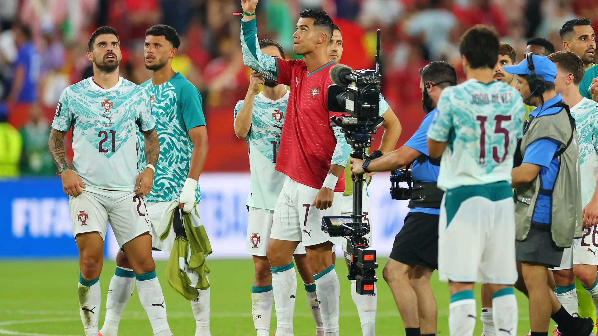 Soccer Football - FIFA World Cup 2026 - Round of 32 - Portugal v Croatia - Toronto Stadium, Toronto, Canada - July 2, 2026 Portugal's Cristiano Ronaldo celebrates after the match as he wears the shirt of Diogo Jota ahead of the one year anniversary of his death REUTERS/Mike Segar