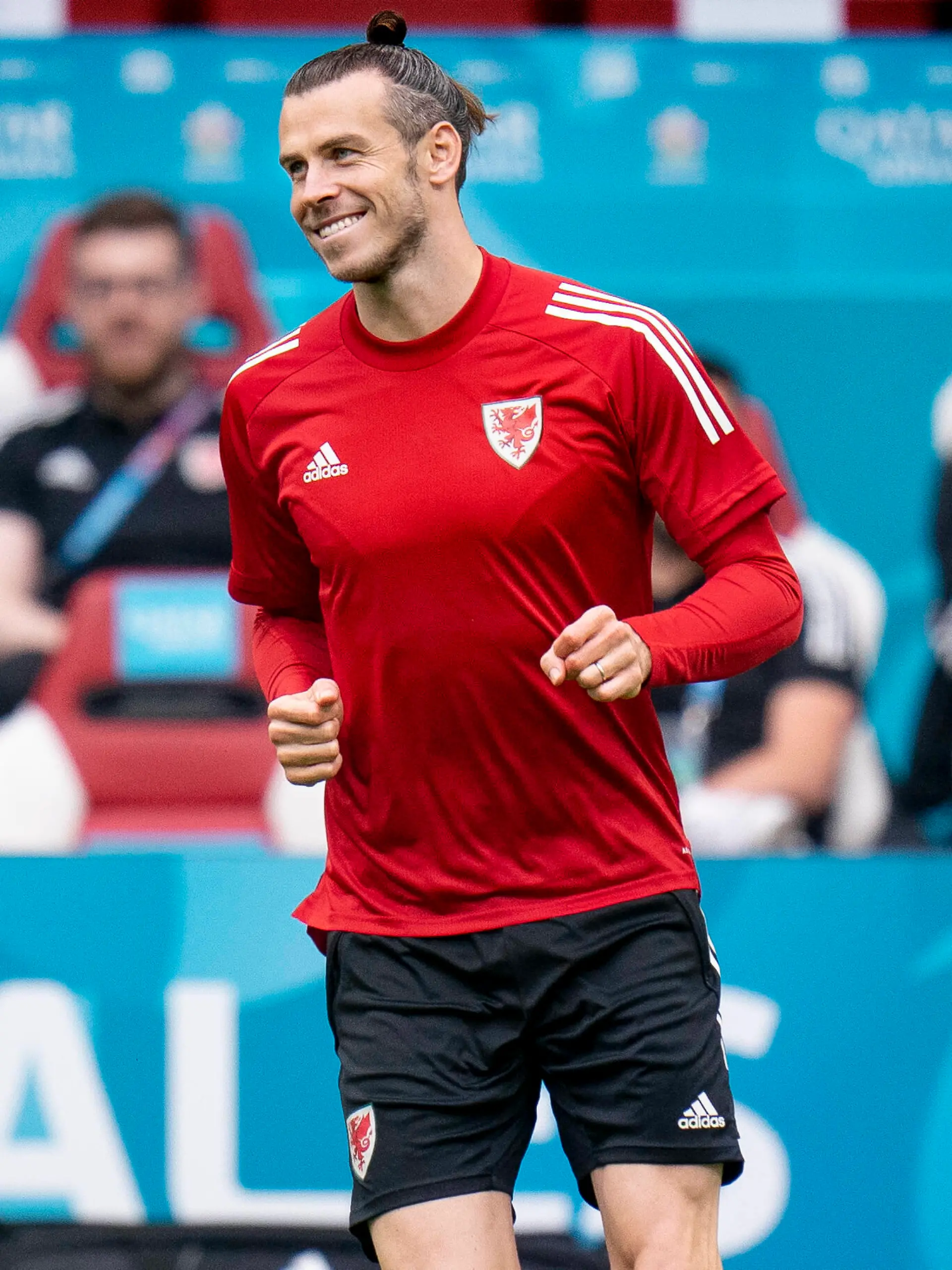 EURO 2021, Nationalteam Wales Training Gareth Bale under Wales traening paa Amsterdam ArenA i Holland fredag den 25. juni 2021. , Amsterdam Denmark *** Gareth Bale during Wales training at Amsterdam ArenA in the Netherlands on Friday 25 June 2021, Amsterdam Denmark PUBLICATIONxINxGERxSUIxAUTxONLY Copyright: Ritzau/Scanpix LiselottexSabroex COP103 spdk20210625-172224-L
