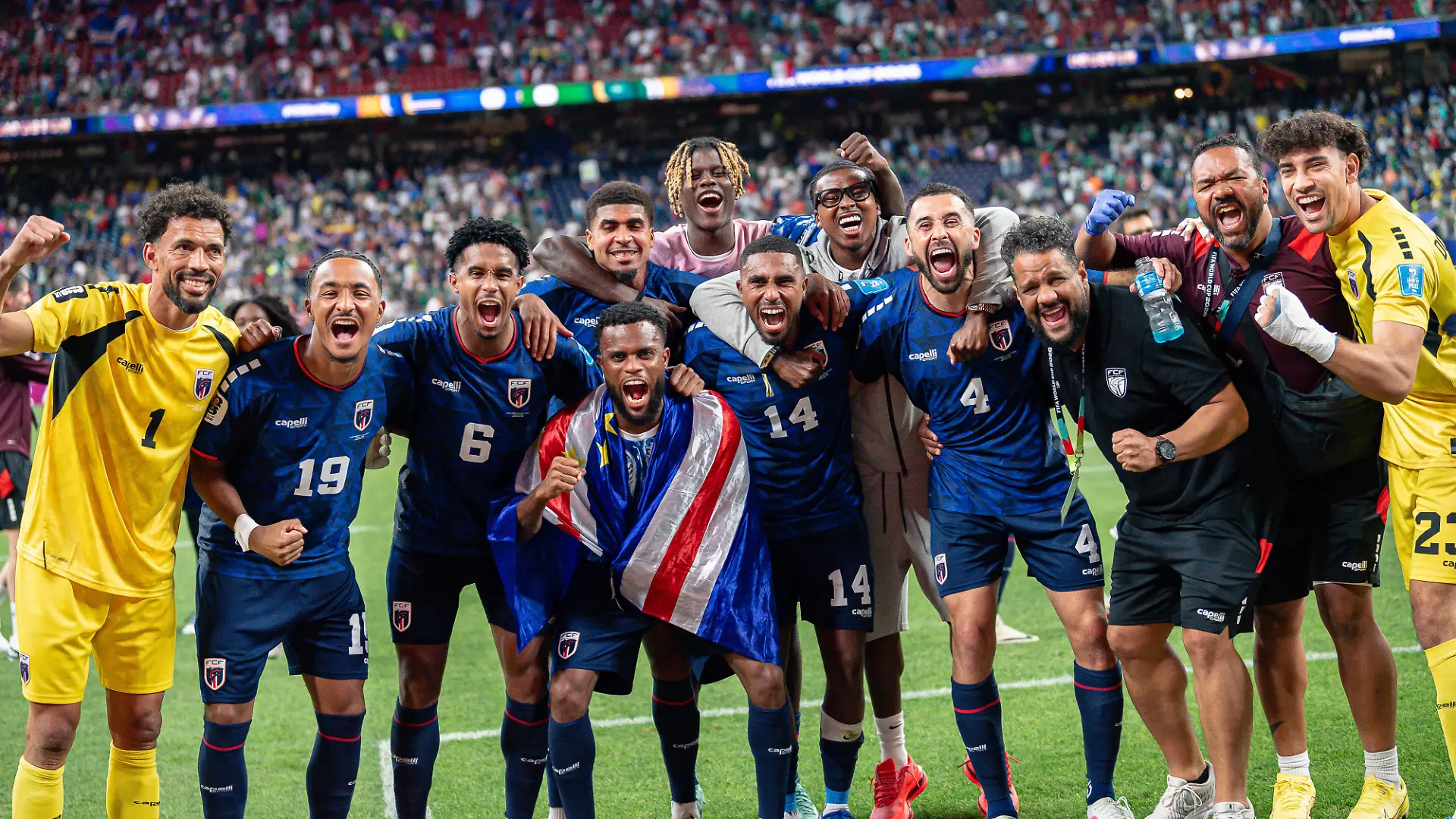 June 26, 2026: Cape Verde team celebrate after the FIFA World Cup, WM, Weltmeisterschaft, Fussball 2026 Group H soccer match between Cabo Verde and Saudi Arabia at Houston Stadium in Houston, Texas, on Friday, June 26, 2026. - ZUMAp213 20260626_znp_p213_003 Copyright: xLynnxPenningtonx