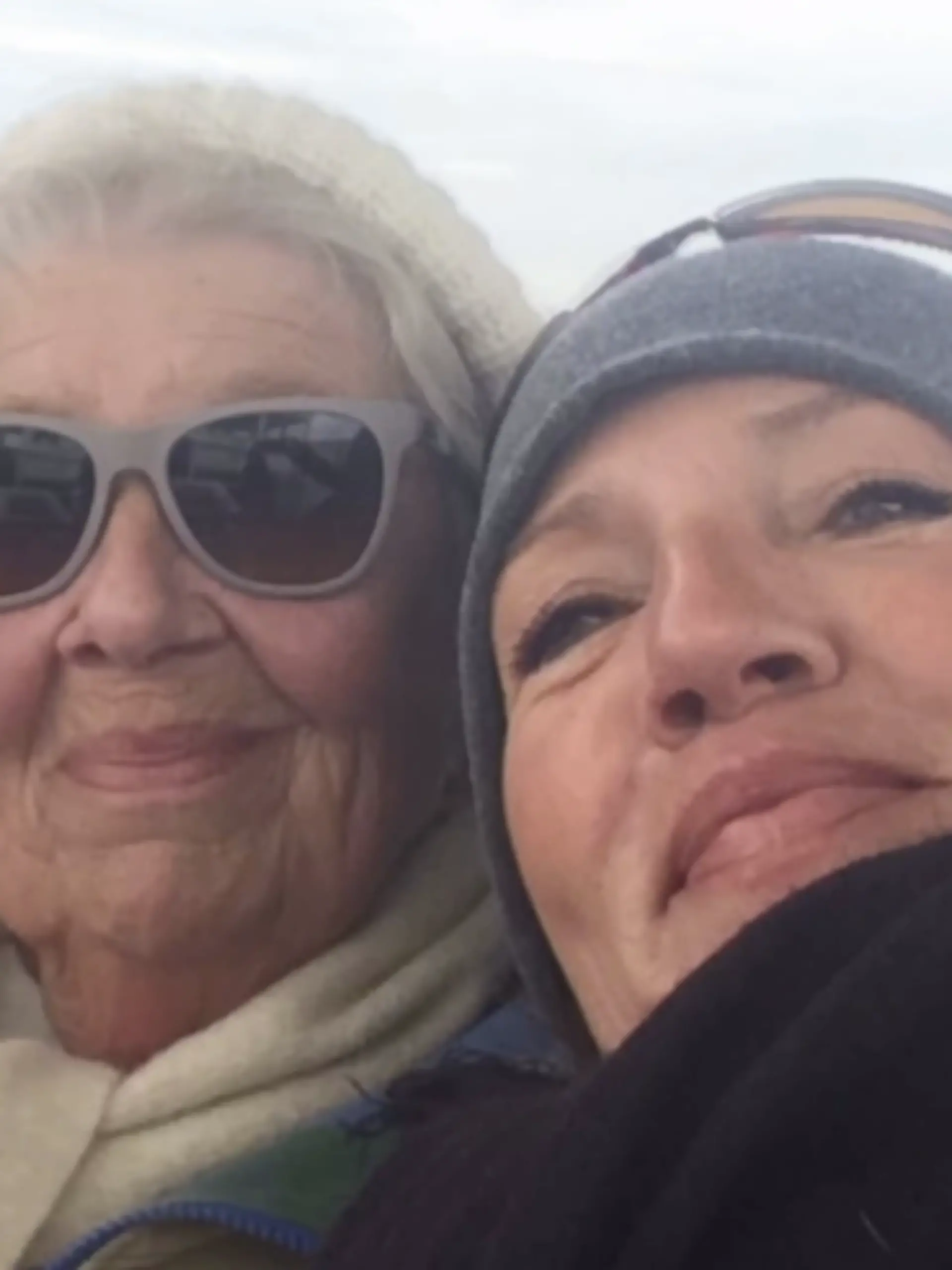 Katy Karrenbauer mit ihrer Mama