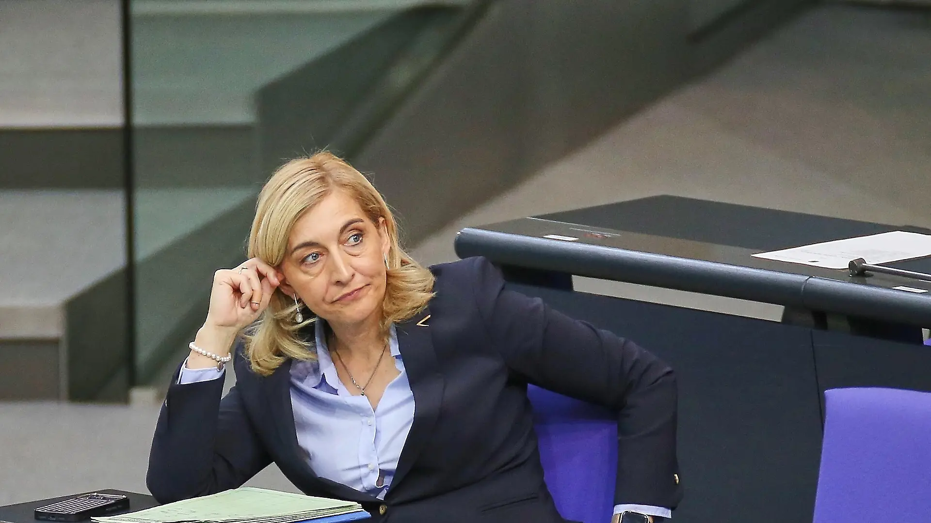 Berlin, Deutschland: Deutscher Bundestag: 84. Bundestagssitzung: Bundesministerin für Gesundheit Nina Warken (CDU)