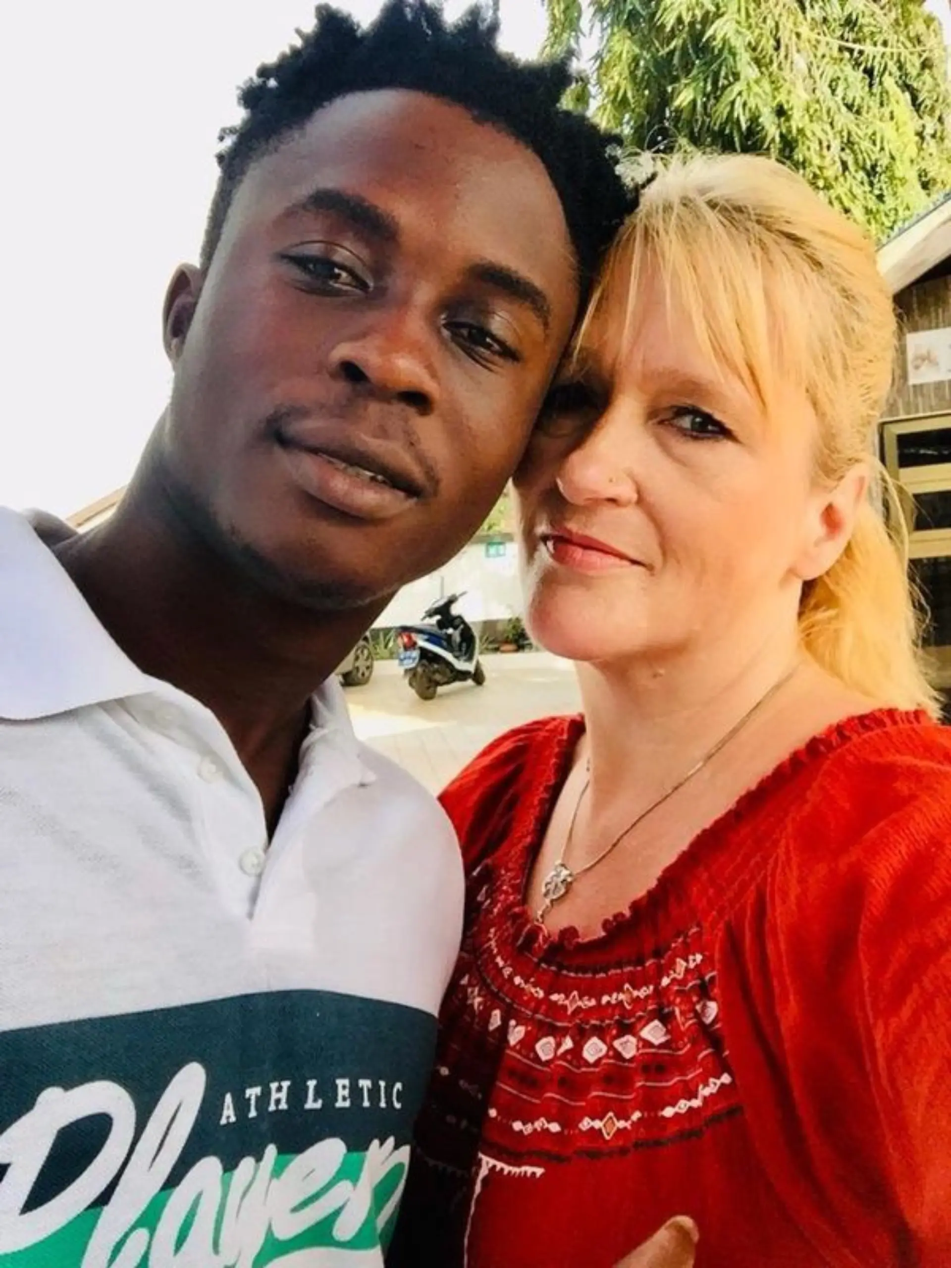 Bild zu: "Für die Liebe nach Ghana – Michaela Vollmer wagt den großen Schritt"