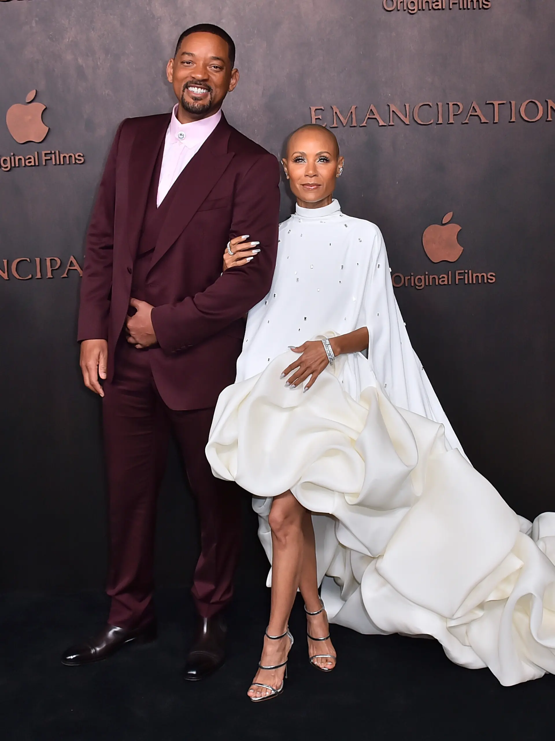 Will Smith, left, and Jada Pinkett Smith arrive at the premiere of „Emancipation,” Wednesday, Nov. 30, 2022, at the Regency Village Theatre in Los Angeles. 