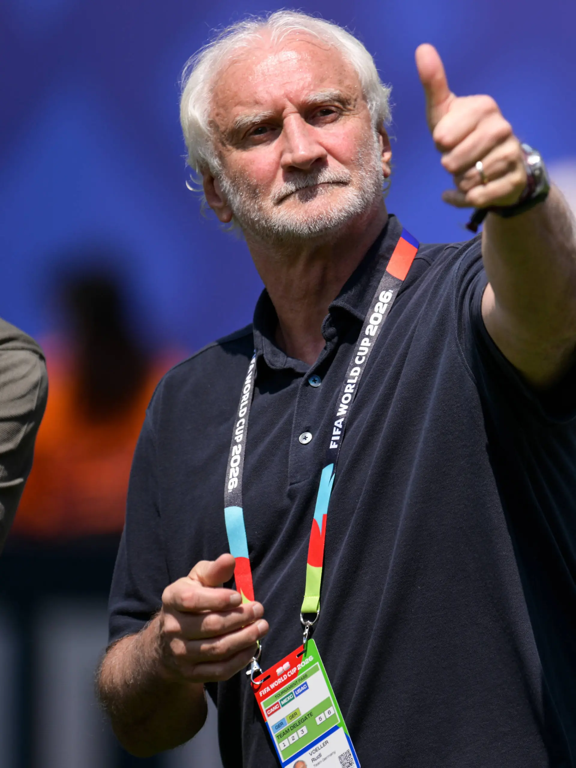 Bild zu: "Rudi Völler bleibt DFB-Sportdirektor!"