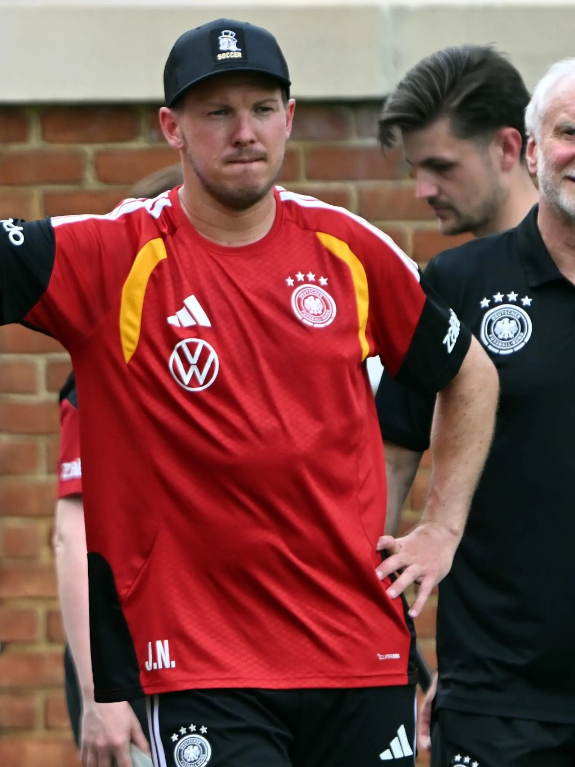 Bild zu: "Völler räumt Nagelsmann-Fehler ein - Abfindung niedriger"