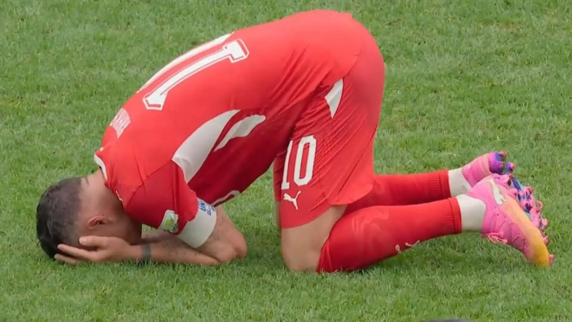 Bild von Zu krass, zu viel, zu schön! Ist DAS der größte Tränen-Zusammenbruch der WM?