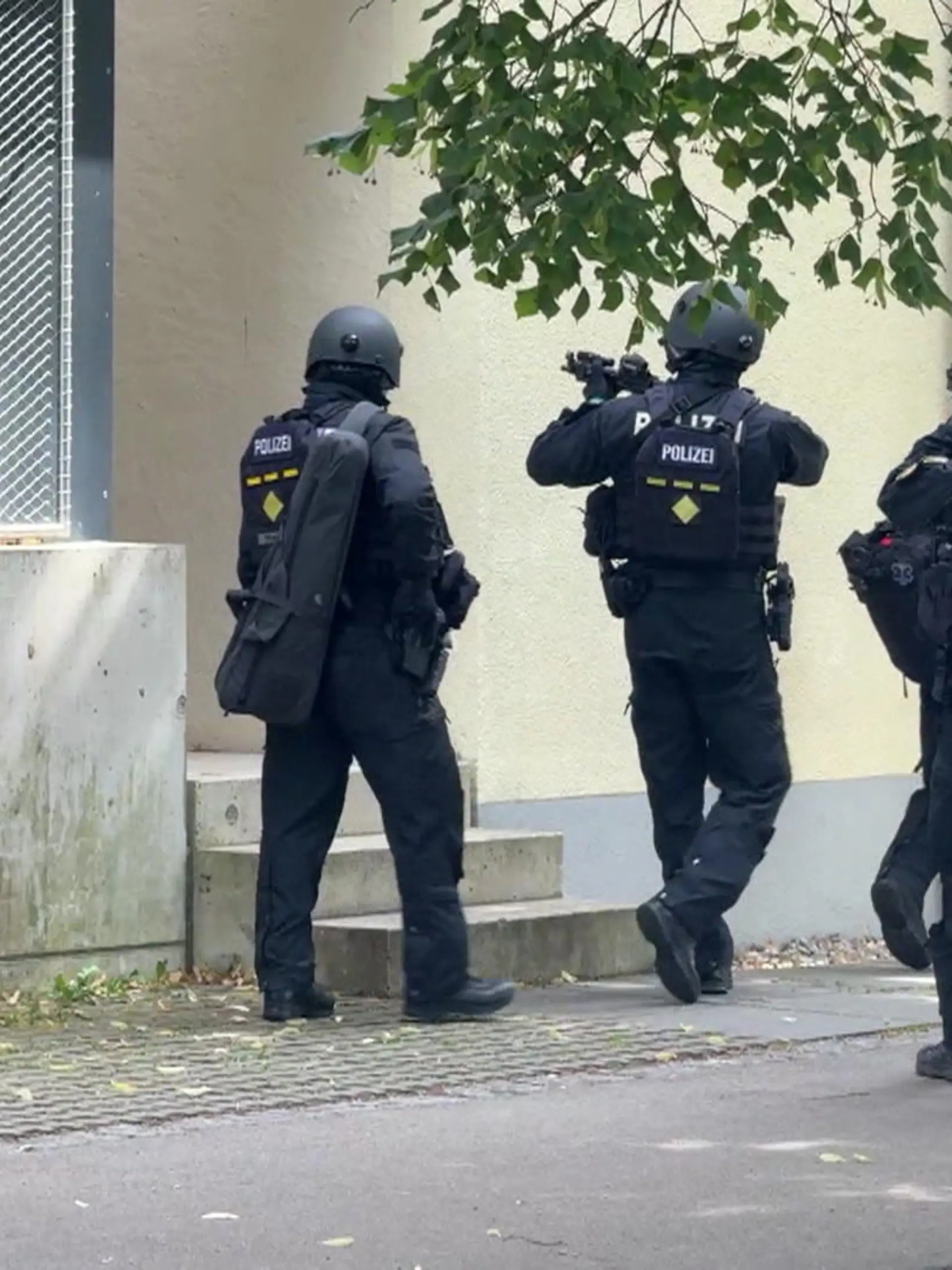 Bild zu: "Amoklage an Schule in Bayern! Mehrere Verletzte"