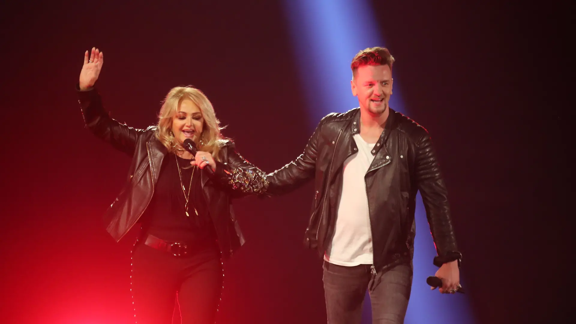 Bonnie Tyler und Ben Zucker bei der ARD Livesendung Schlagerboom 2017-Das internationale Schlagerfest in der Westfalenhalle in
Dortmund am 21.10.2017