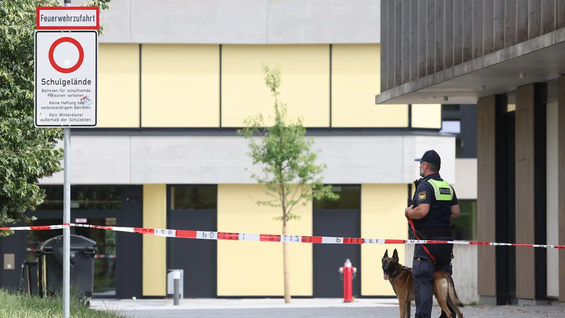 Bild zu: "Manifest aufgetaucht! Hatte der Schongau-Amokläufer (16) ein so erschütterndes Weltbild?"