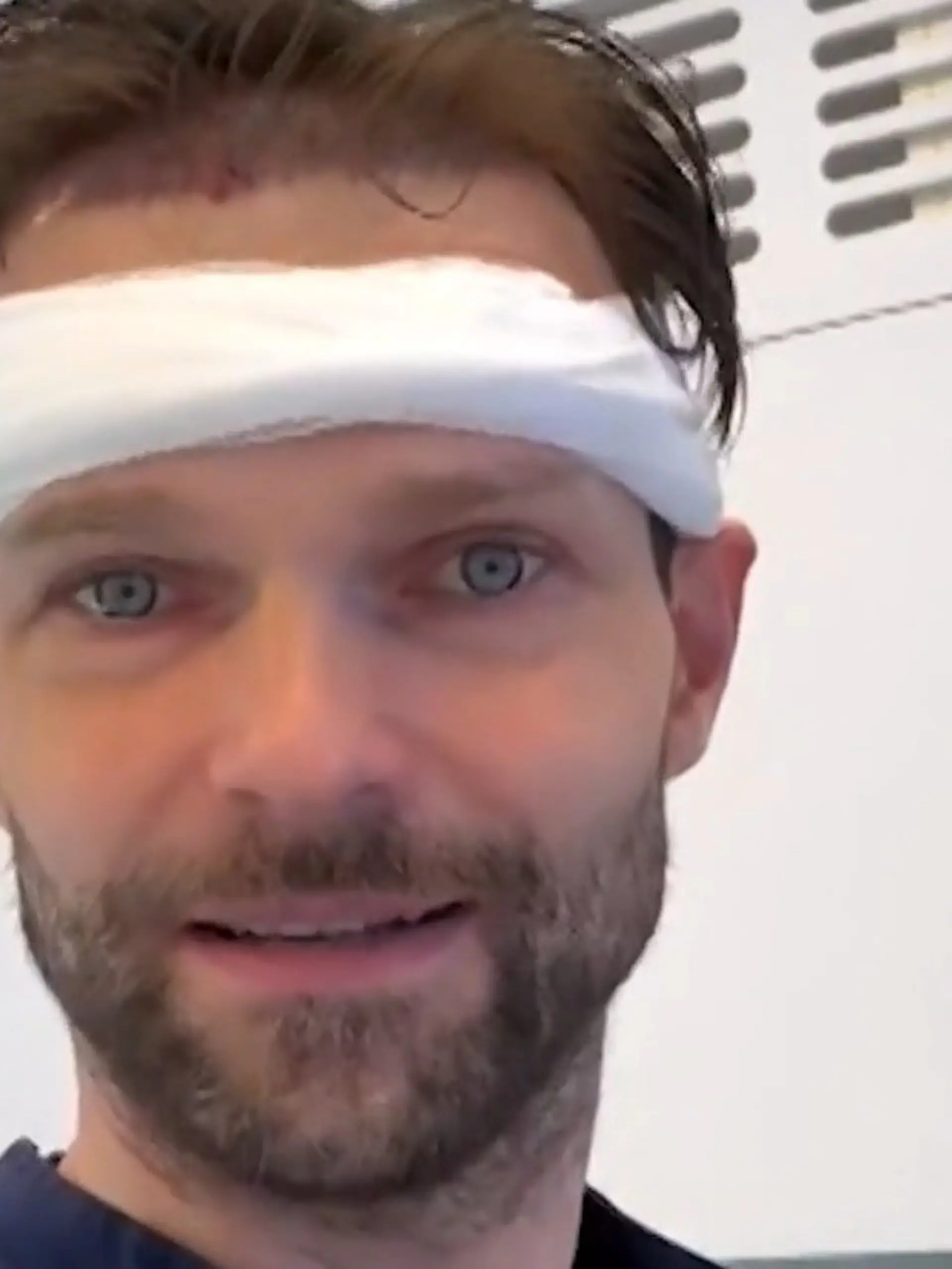 Bild zu: "Beauty-Eingriff bei „Let's Dance"-Profitänzer! Vadim Garbuzov legt sich unters Messer"