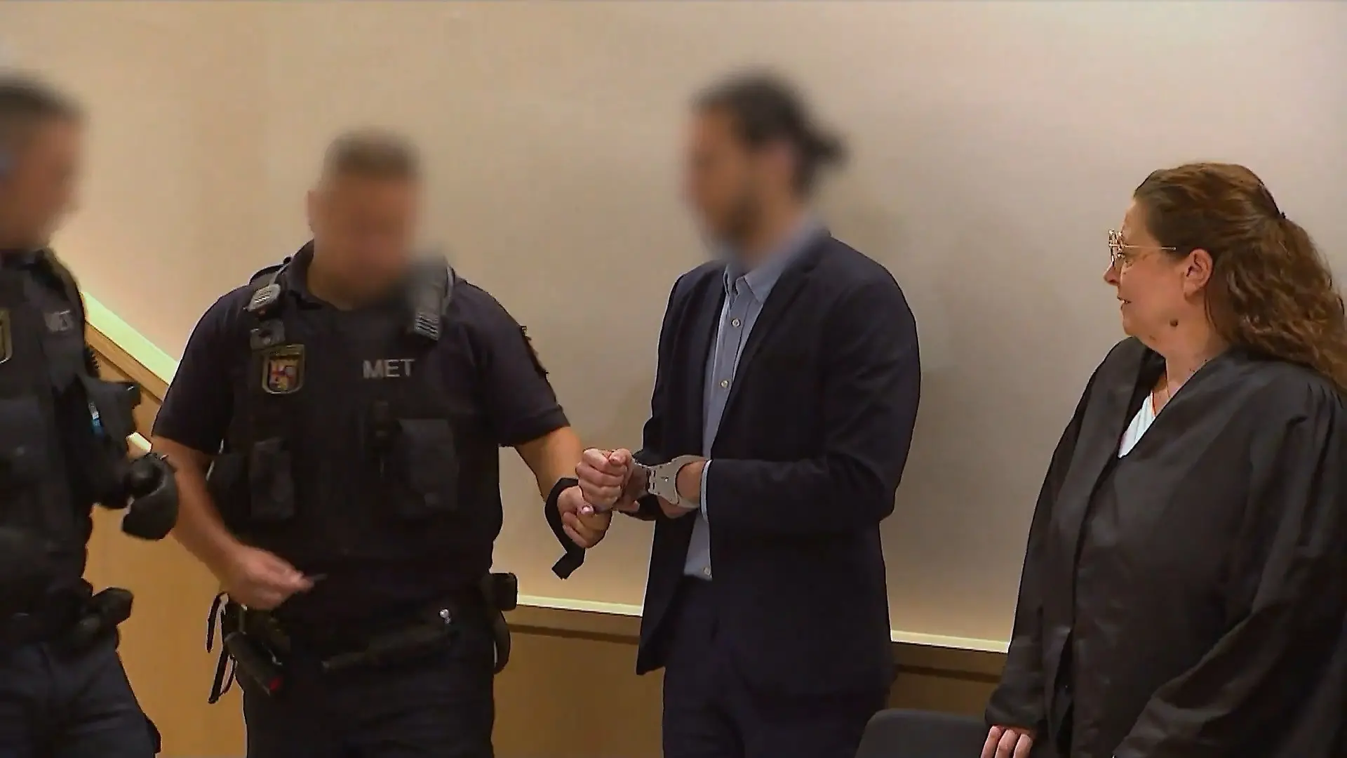 Zehn Jahre Haft für Serkans Tod: Familie übt scharfe Kritik Urteil nach Tod von Zugbegleiter
