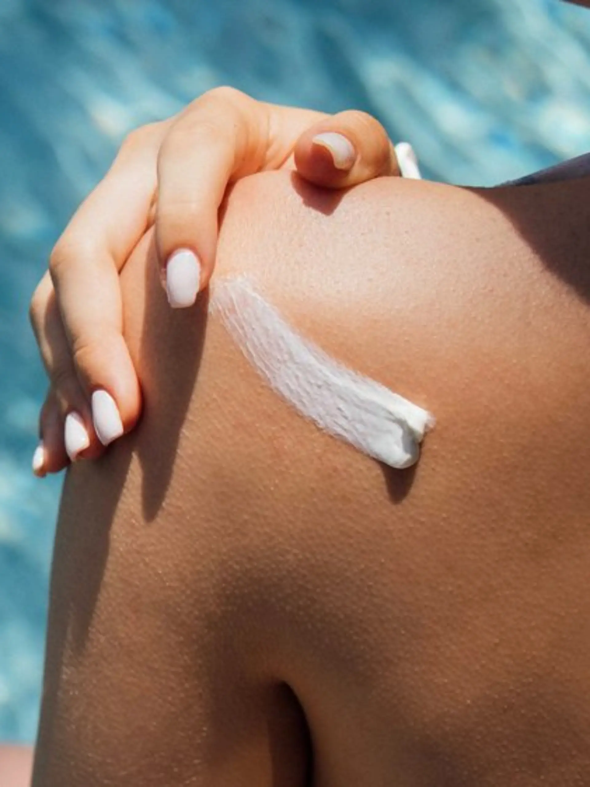 Sonnenschutz wird bei Rekordtemperaturen im Sommer immer wichtiger: So revolutioniert der Longevity-Trend den Lichtschutzfaktor.