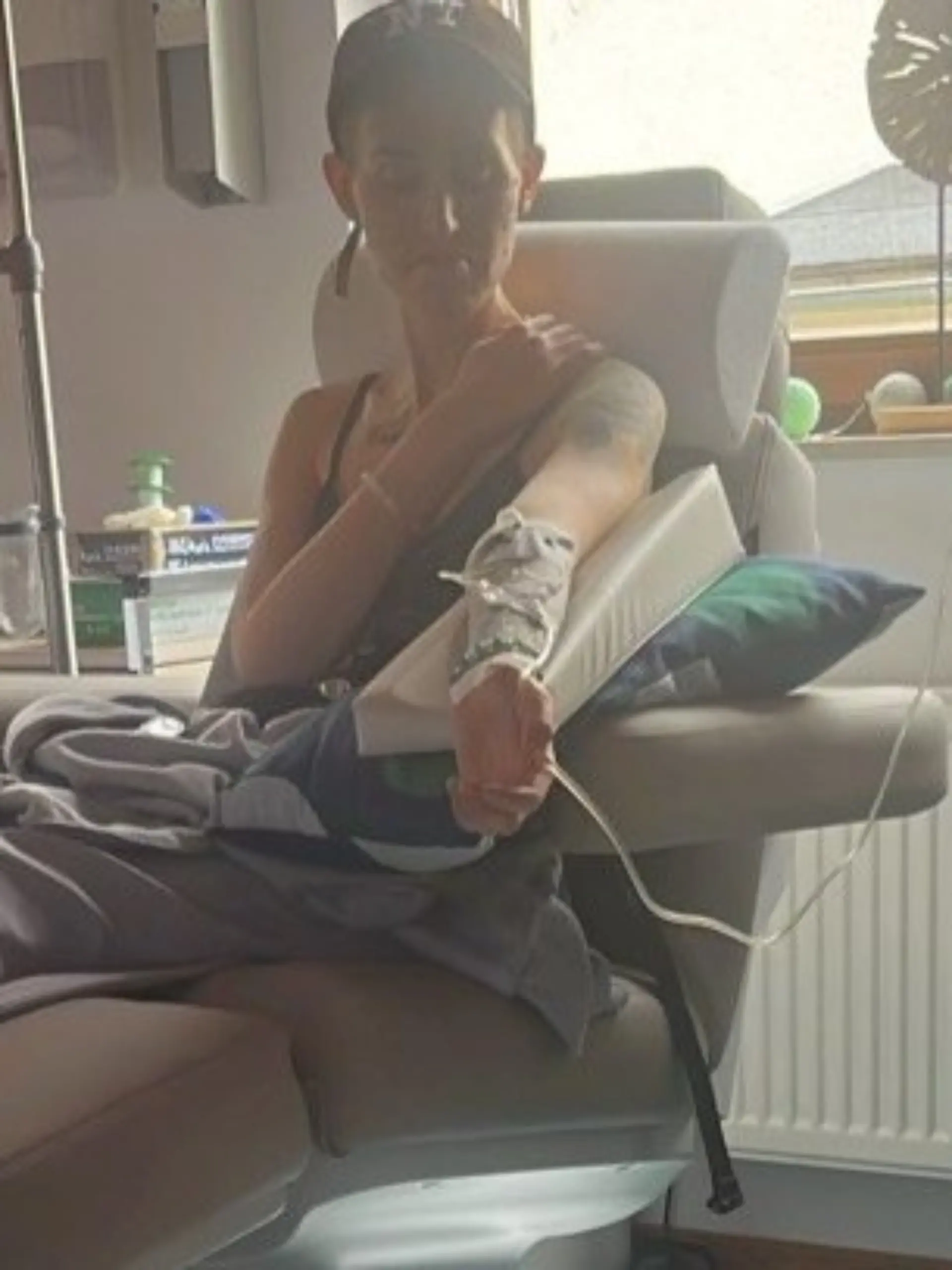 Nadine kann seitdem sie an MeCFS erkrankt ist nicht mehr am normalen Leben teilnehmen.