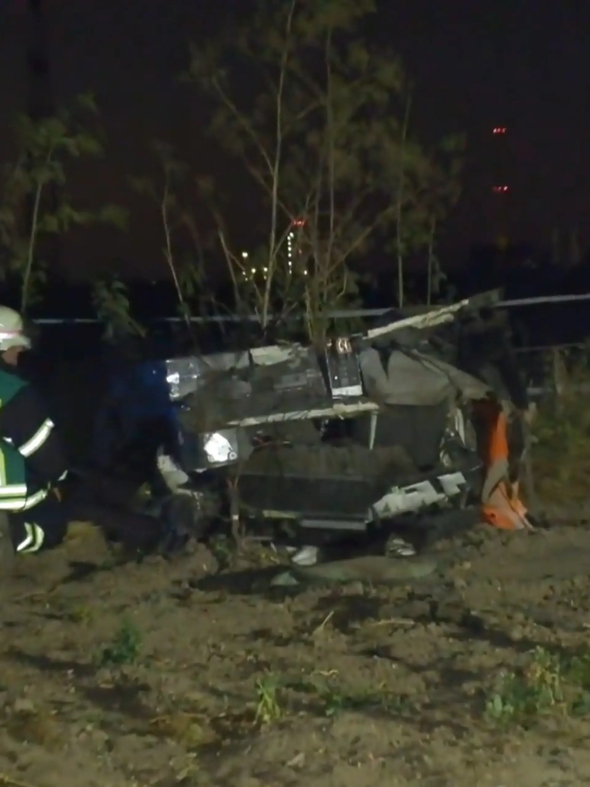 Bild zu: "Tödlicher Crash mit Lamborghini auf der A555"