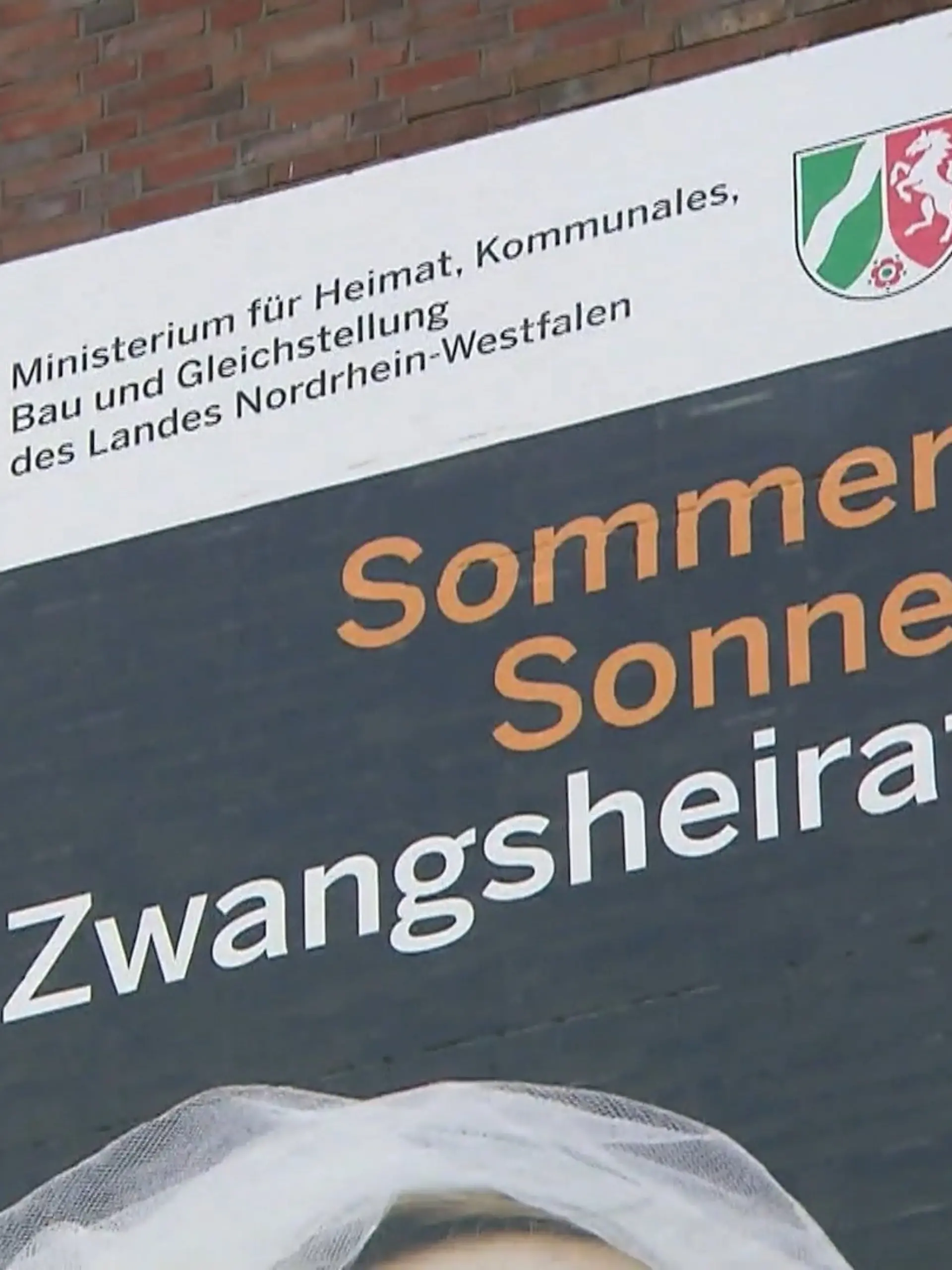 Bild zu: "Zwangsheirat statt Sommerurlaub"