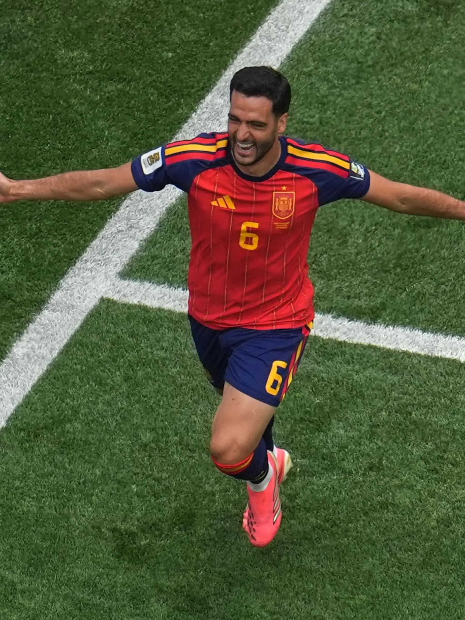 Bild zu: "Das war die WM-Nacht: Merino schießt Spanien ins Halbfinale"