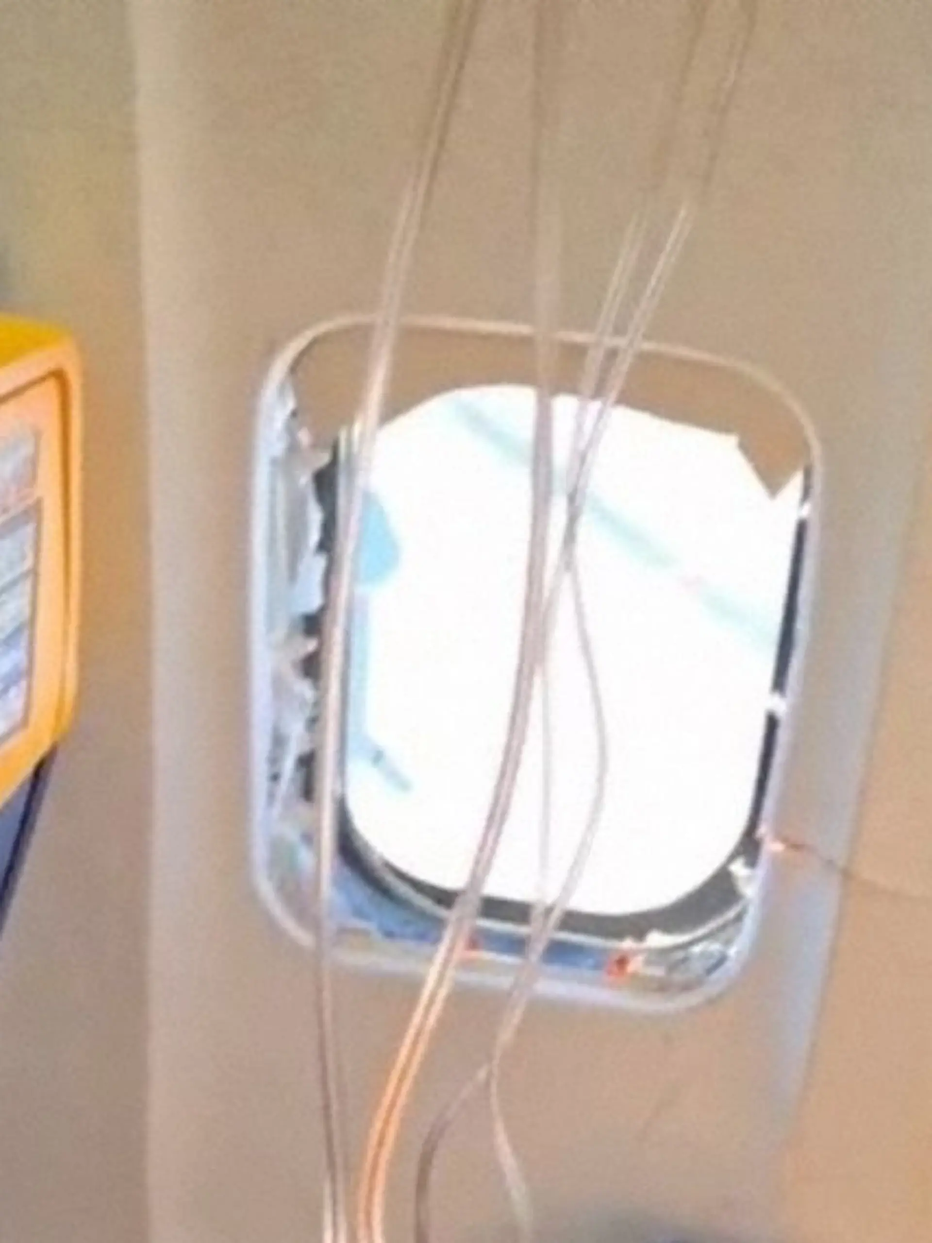 Bild zu: "Passagier aus Flugzeug-Fenster gesogen – Ursache wohl bekannt"