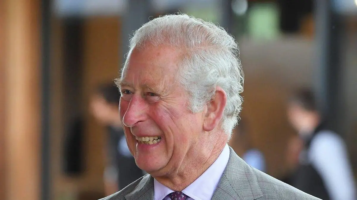 Prinz Charles lässt in seinem Garten Fußball-Hymnen erklingen