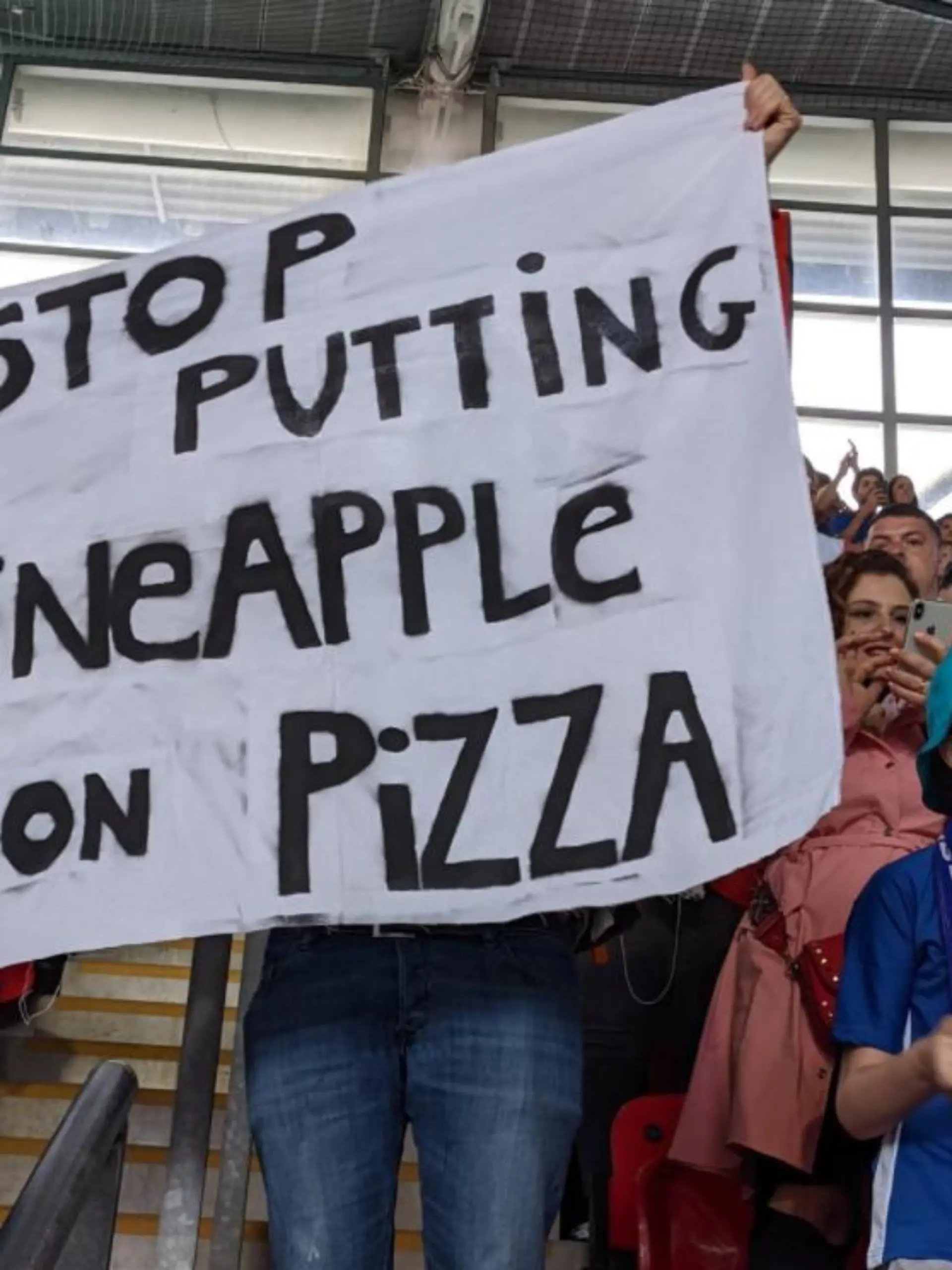 Pizza-Protest in Wembley