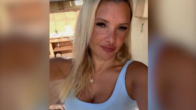 Bild von Evelyn Burdecki plant Typveränderung – weil sie angekackt wird!