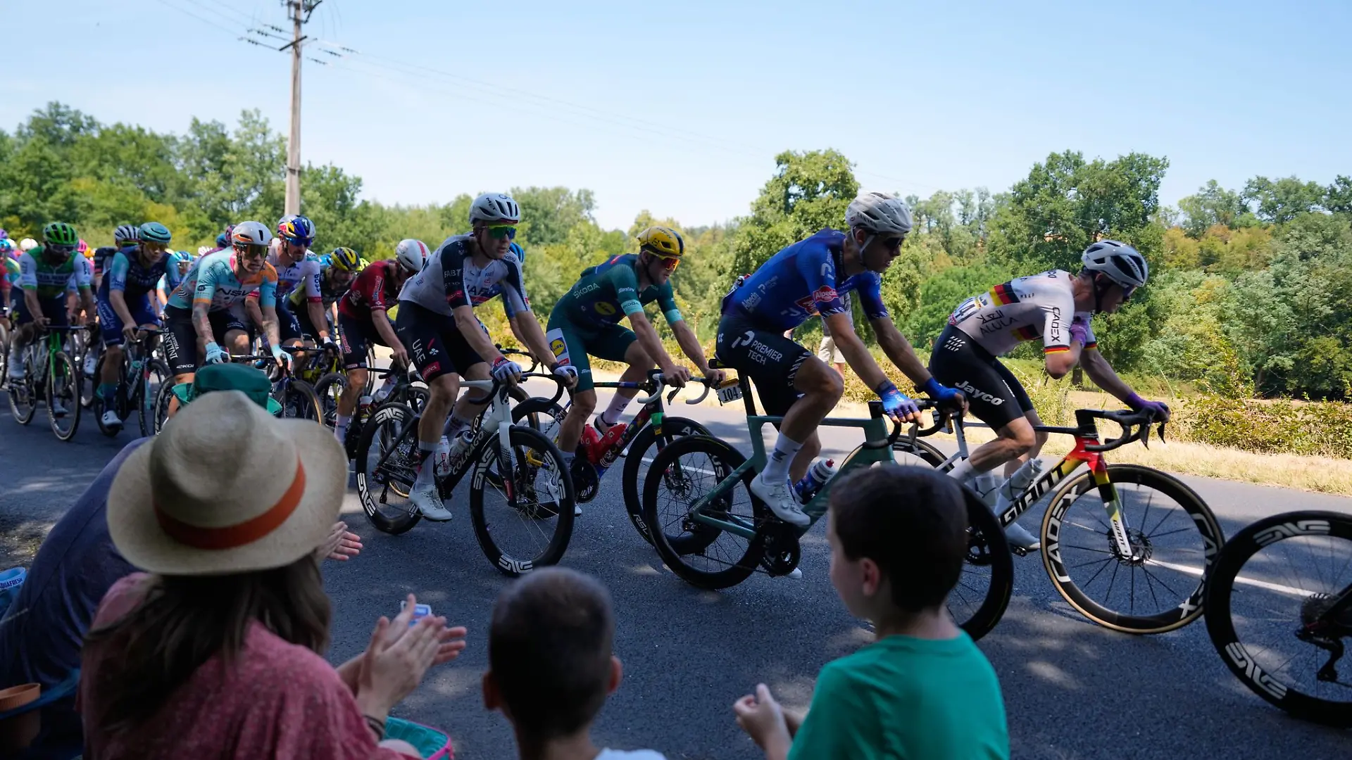 Radprofis bei der 113. Tour de France.