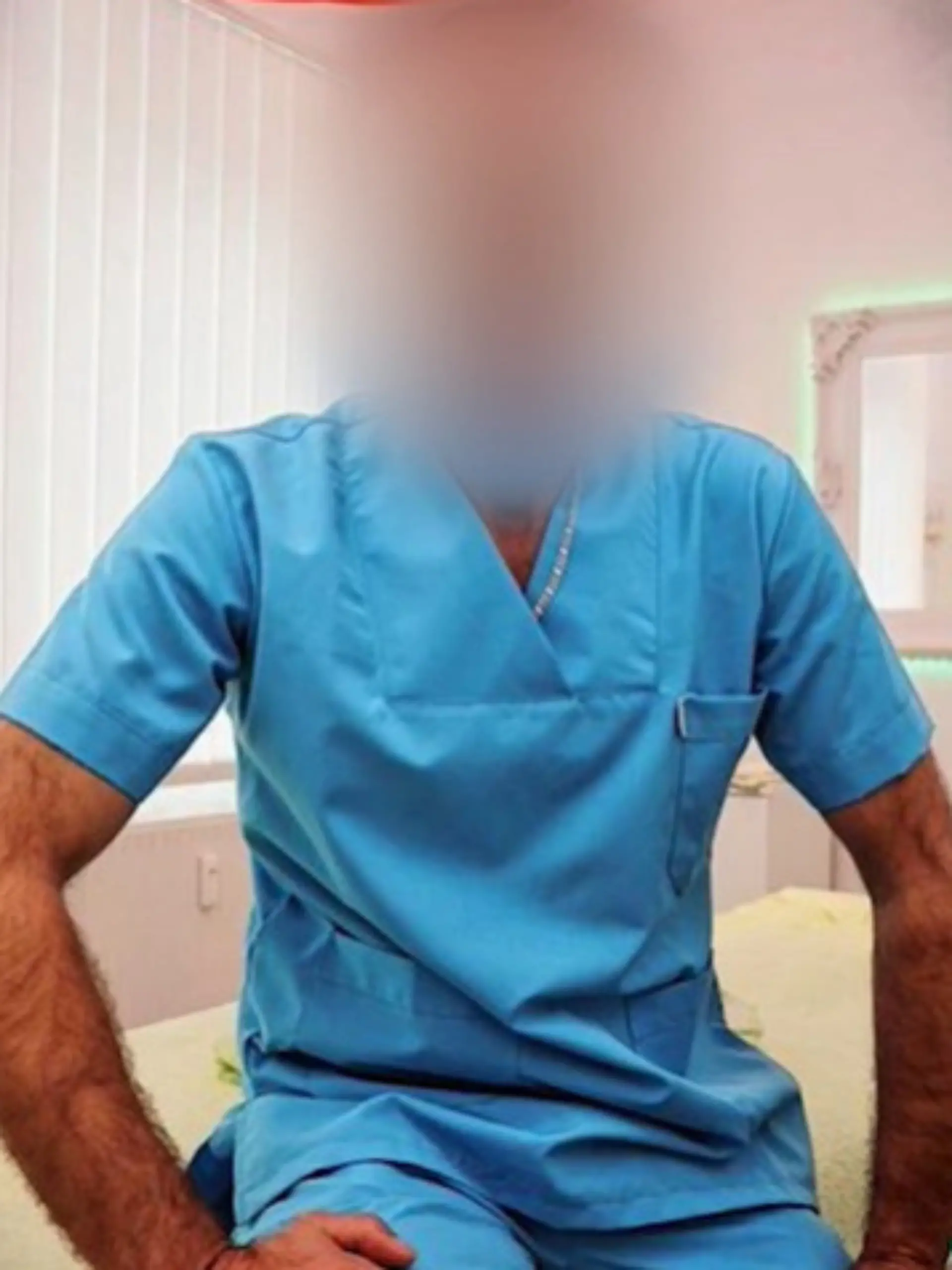 Bild zu: "Masseur wegen sexuellen Übergriffen auf Kundinnen verurteilt: 5 Jahre 6 Monate Haft"