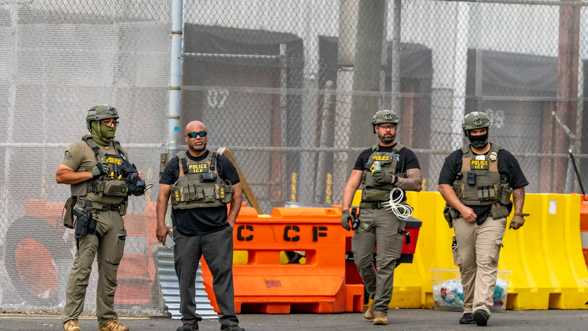 May 27, 2026, Newark, New Jersey, USA: ICE agents wearing bullet-proof vests stand outside of Delaney Hall ICE detention center as detainees inside continue their hunger and labor strike over inhumane conditions and due process violations. Supporters of the detainees are nearby. (Credit Image: © Sue Dorfman/ZUMA Press Wire