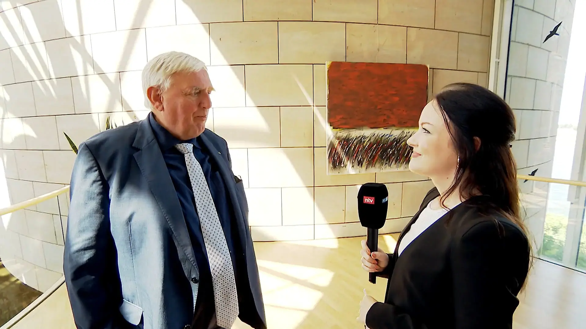 Interview mit NRW-Gesundheitsminister Karl-Josef Laumann (CDU) Landtag streitet über besseren Hitzeschutz