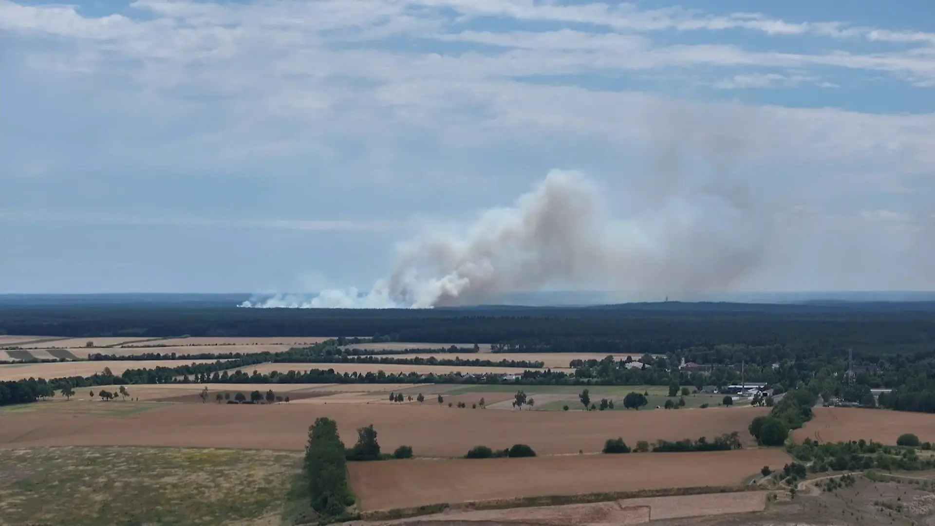 Bild von Waldbrand in Müritz-Nationalpark – Munition erschwert Löscharbeiten zusätzlich