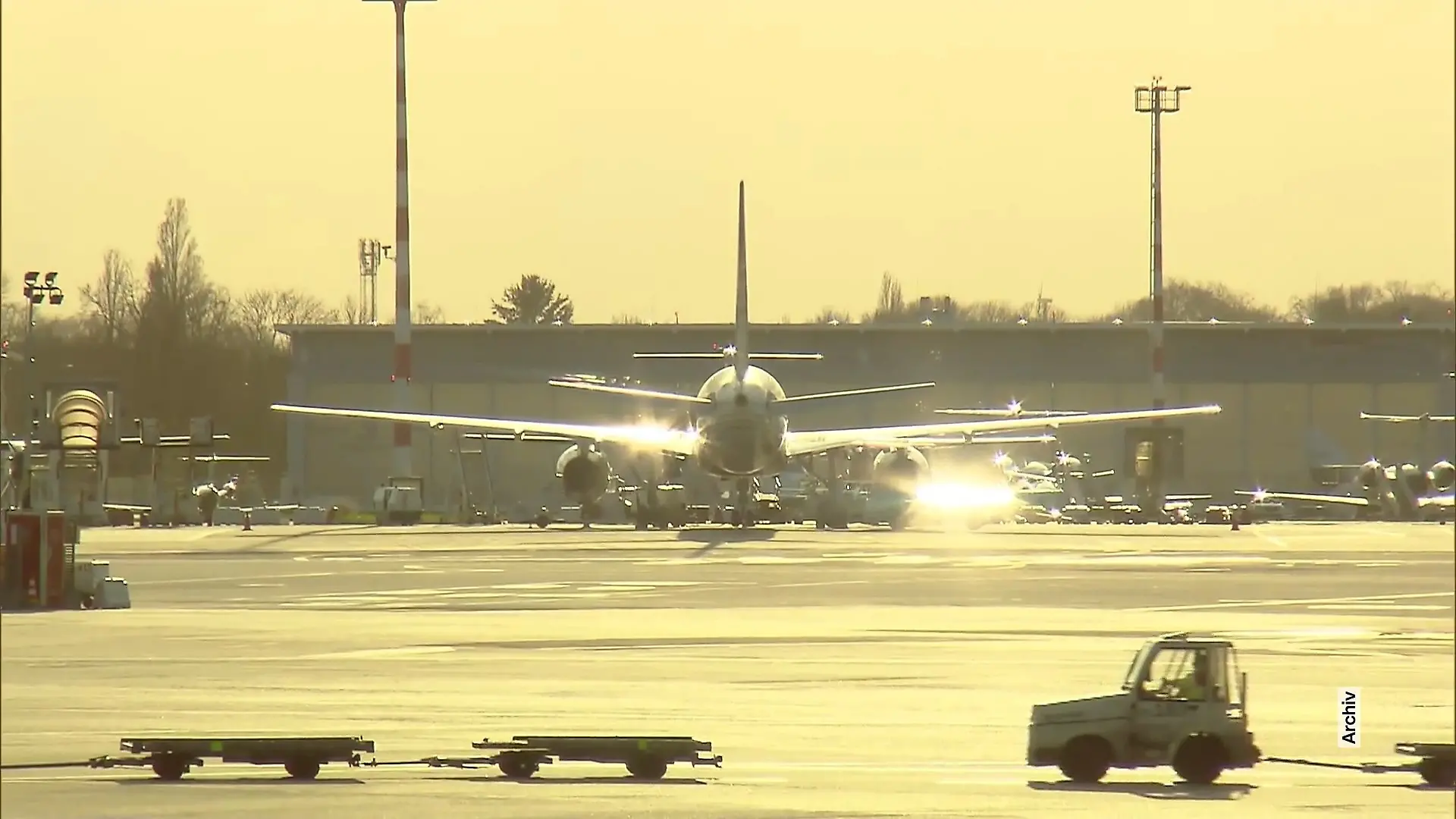 Aggressiver Fluggast beruft sich auf Scharia Ermittlungen nach Angriff auf Flugbegleiterin
