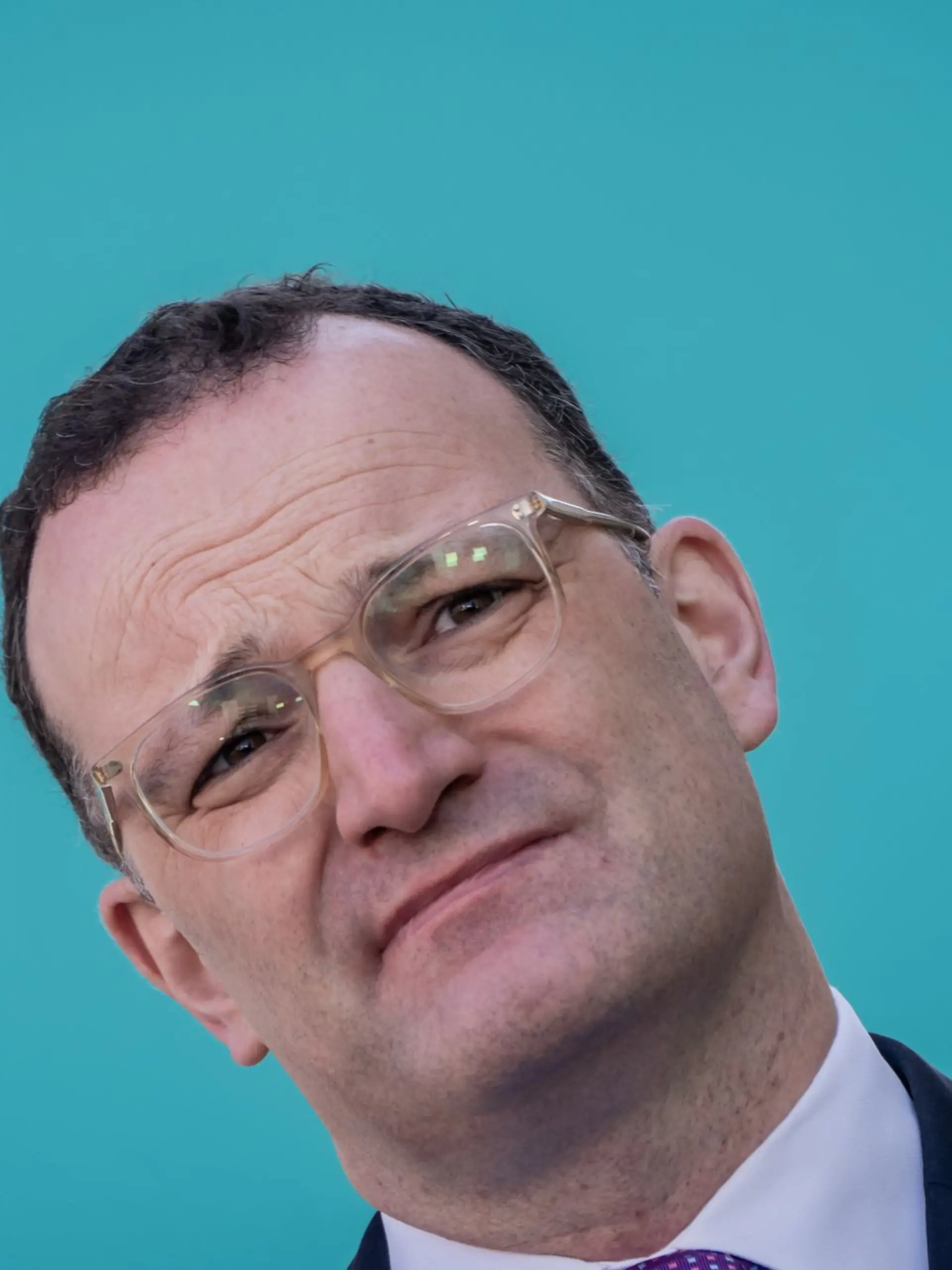 Bild zu: "Ausgerechnet Merz’ Heimatverband fordert Spahns Rücktritt"