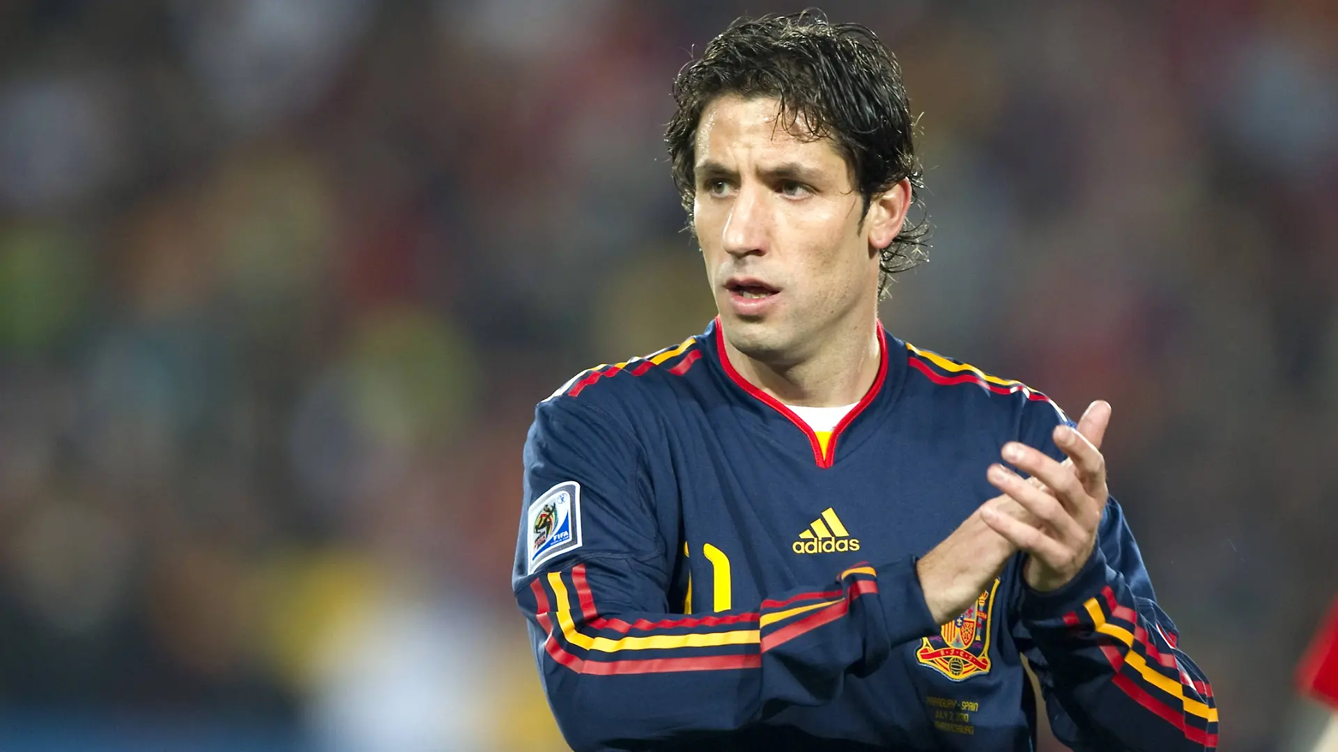Bildnummer: 06132773 Datum: 03.07.2010 Copyright: imago/AFLOSPORT
Joan Capdevila (ESP) / Spain (blue) vs. Paraguay (red) 1:0 PUBLICATIONxINxGERxSUIxAUTxHUNxPOLxRUSxSWExFRAxNEDxESPxONLY (013473); Fussball Herren WM Nationalteam Länderspiel Viertelfinale Johannesburg Einzelbild vdig xcb 2010 quer
Image number 06132773 date 03 07 2010 Copyright imago AFLOSPORT Joan Capdevila ESP Spain Blue vs Paraguay Red 1 0 PUBLICATIONxINxGERxSUIxAUTxHUNxPOLxRUSxSWExFRAxNEDxESPxONLY Football men World Cup National team international match Quarter-finals Johannesburg Single Vdig 2010 horizontal