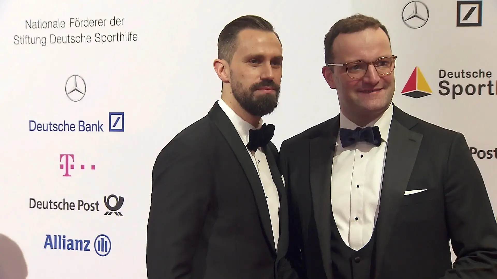 Jens Spahn tritt als Union-Fraktionschef zurück – nach Leihmutterschafts-Ärger Bundeskanzler reagiert deutlich
