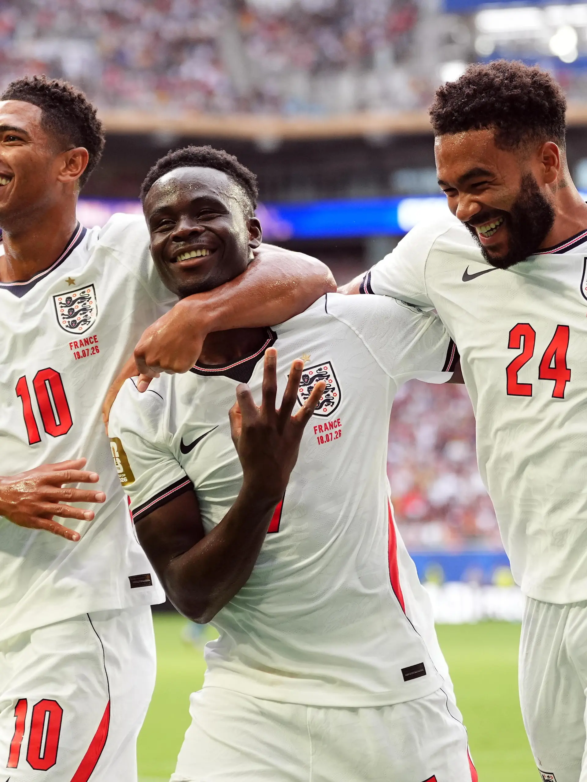 France v England - FIFA World Cup 2026 - Bronze Final - Miami Stadium. England's Bukayo Saka celebrates scoring his sides fifth goal with Jude Bellingham and Reece James during the FIFA World Cup 2026 bronze final at the Miami Stadium. Picture date: Saturday July 18, 2026. Photo credit should read: Martin Rickett/PA Wire. RESTRICTIONS: Use subject to restrictions. Editorial use only, no commercial use without prior consent from rights holder. URN:85347583