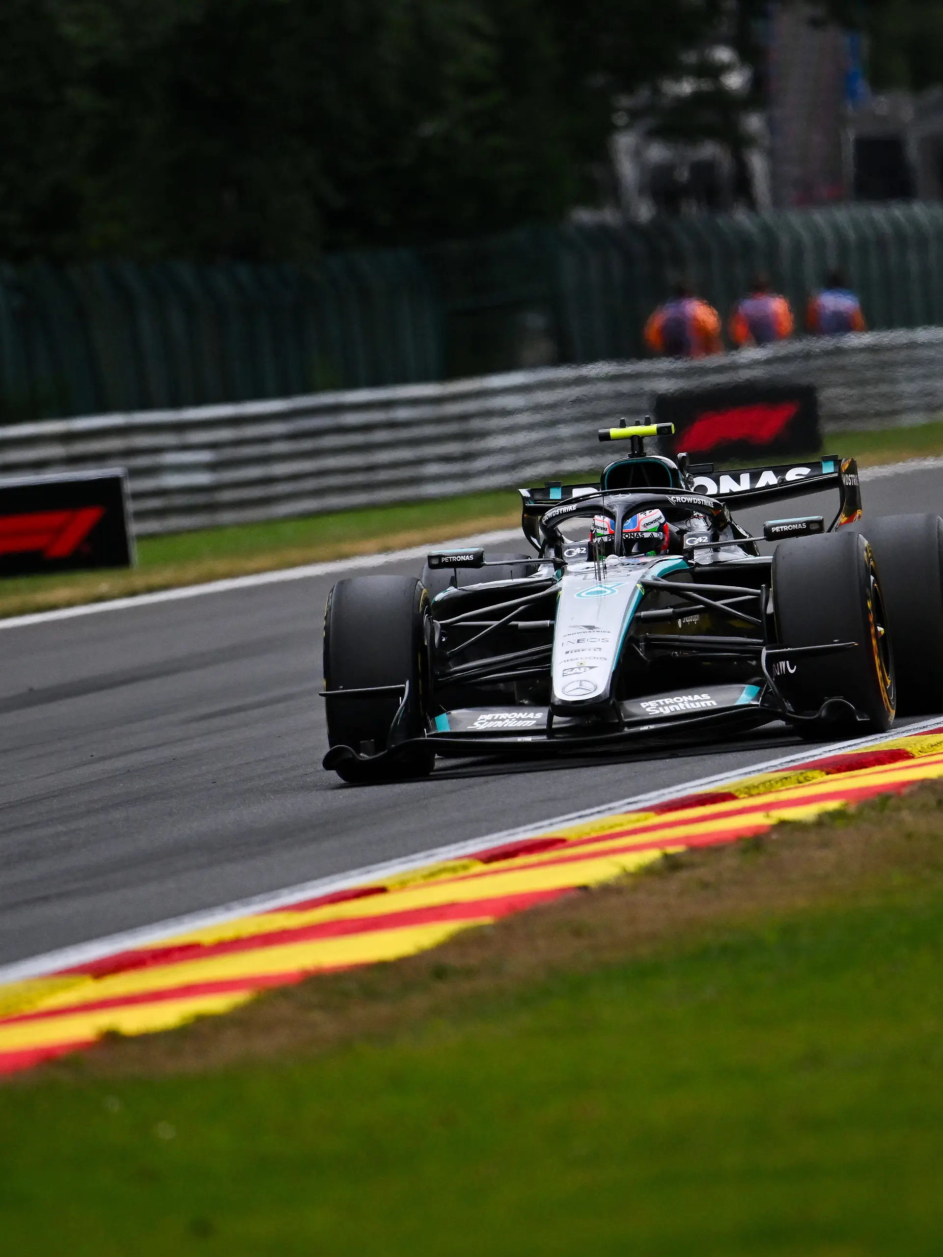 F1 - BELGIAN GRAND PRIX 2026 12 KIMI ANTONELLI Andrea ita, Mercedes AMG F1 Team W17, action during the Formula 1 Belgian Grand Prix 2026, 10th round of the 2026 Formula One World Championship, WM, Weltmeisterschaft from July 17 to 19, 2026 on the Circuit de Spa-Francorchamps, in Stavelot, Belgium - PUBLICATIONxNOTxINxFRAxBEL Copyright: xALBERTOxVIMERCATIx