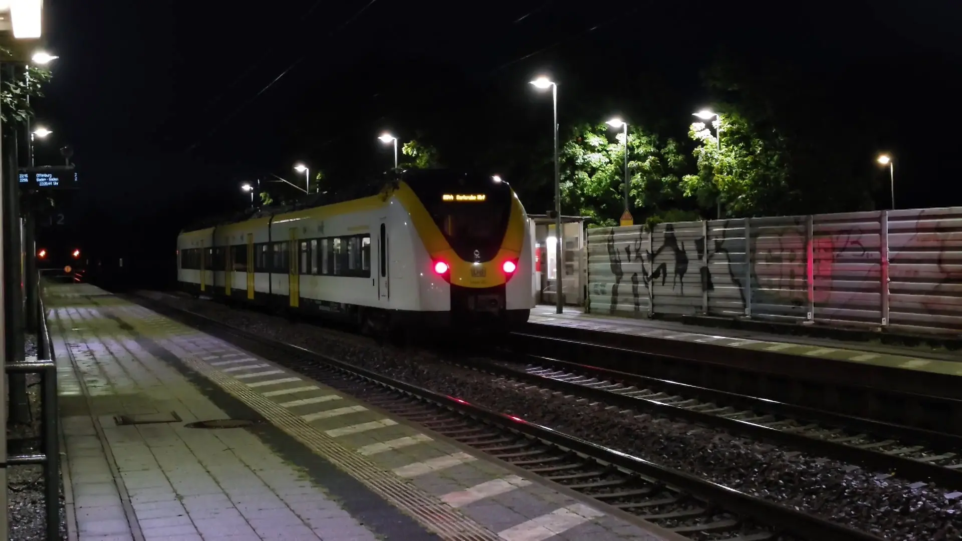 Haftrichter lässt Zug-Verdächtigen laufen - wie kann das sein? Mitarbeiter kämpft um sein Leben