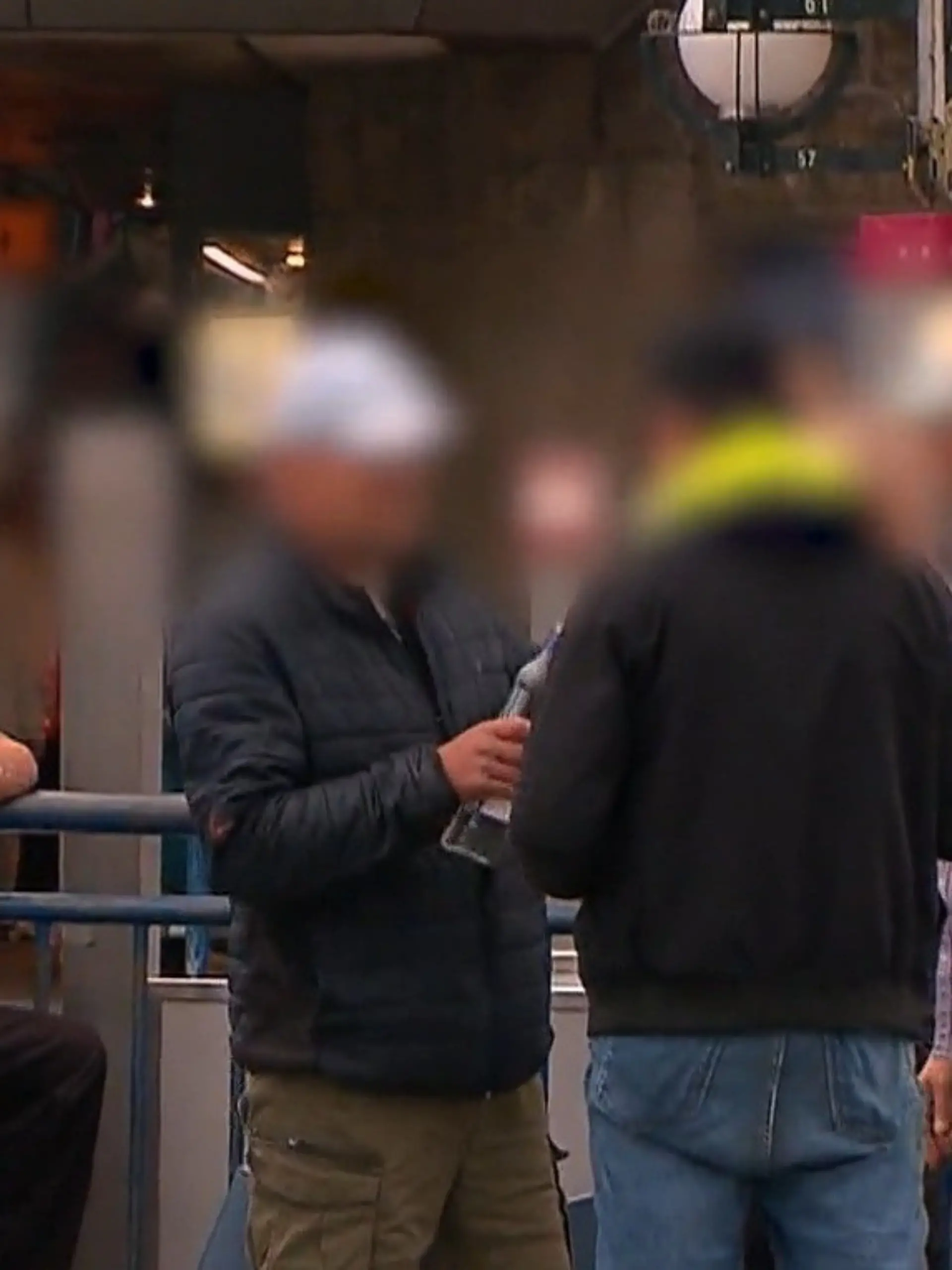Bild zu: "Bahn plant Alkoholverbot an Bahnhöfen"