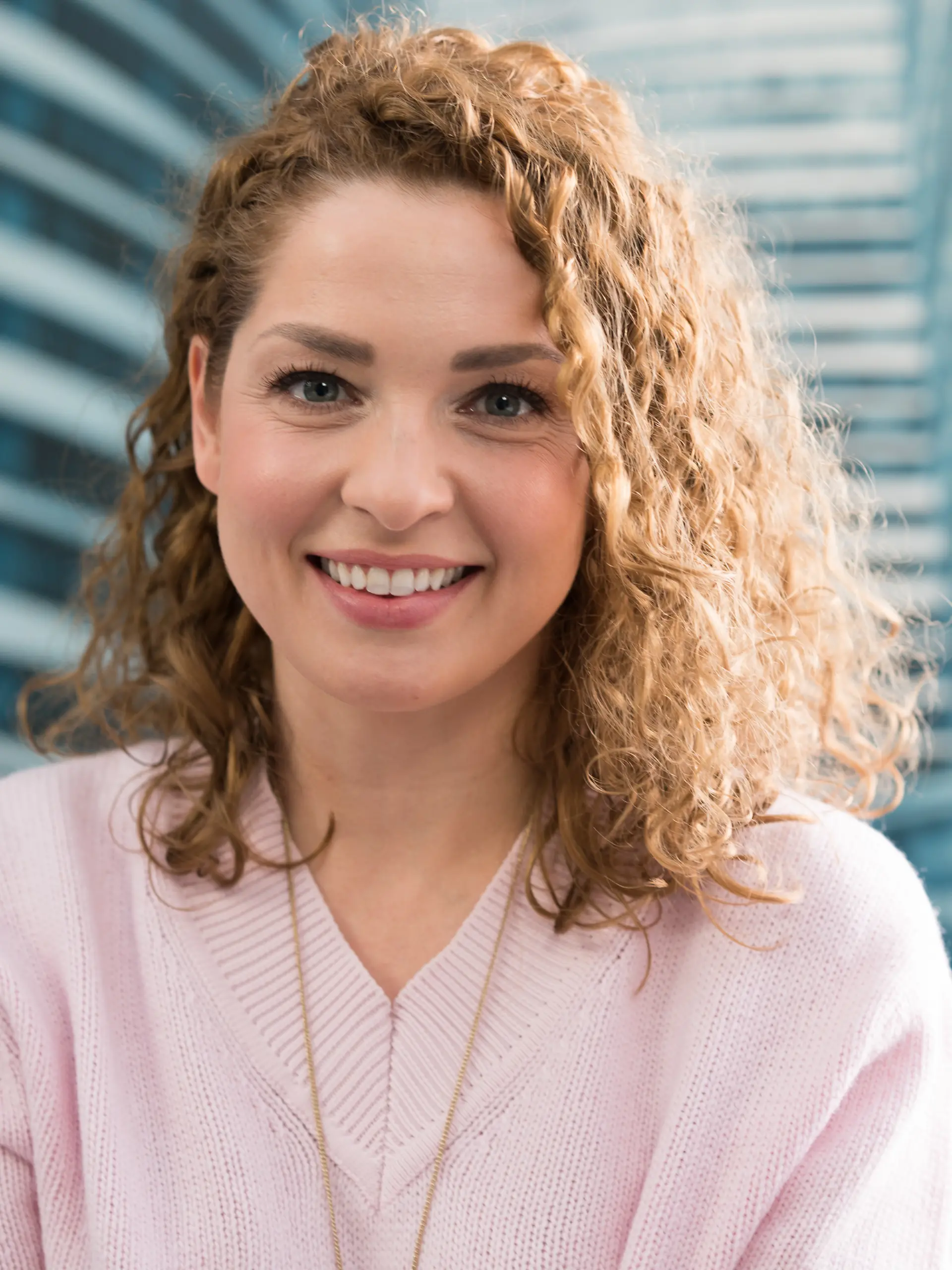 Bild zu: "Kaum wiederzuerkennen! Maria Wedig zeigt sich mit komplett neuem Sommer-Look "