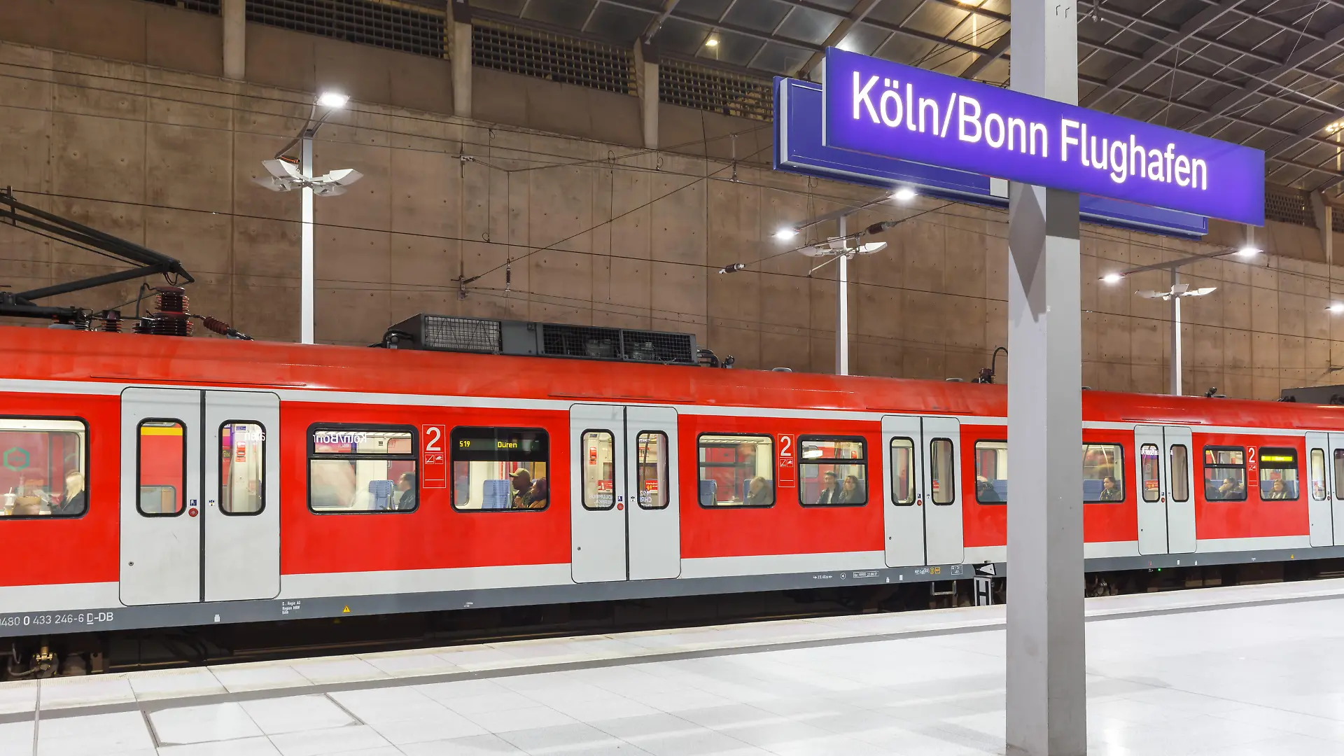 Auch Fahrgäste aus Bonn würden gerne mit der S13 zum Flughafen fahren...