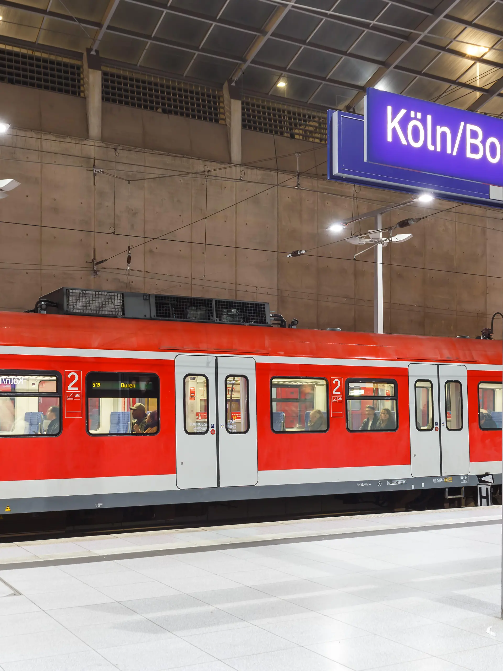 Auch Fahrgäste aus Bonn würden gerne mit der S13 zum Flughafen fahren...