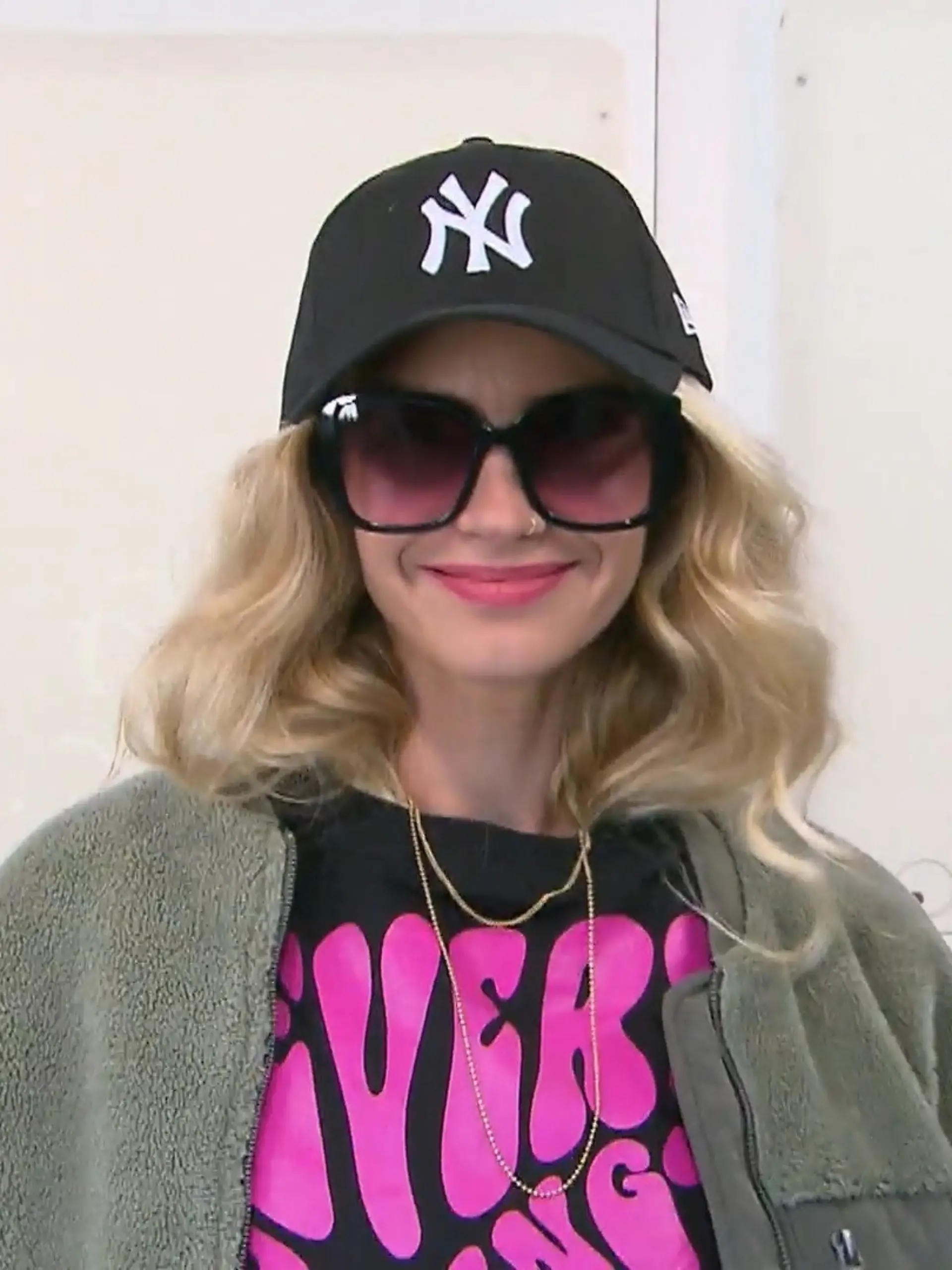 Bild zu: "Jennifer hat in Münster einen Mega-Look geshoppt"