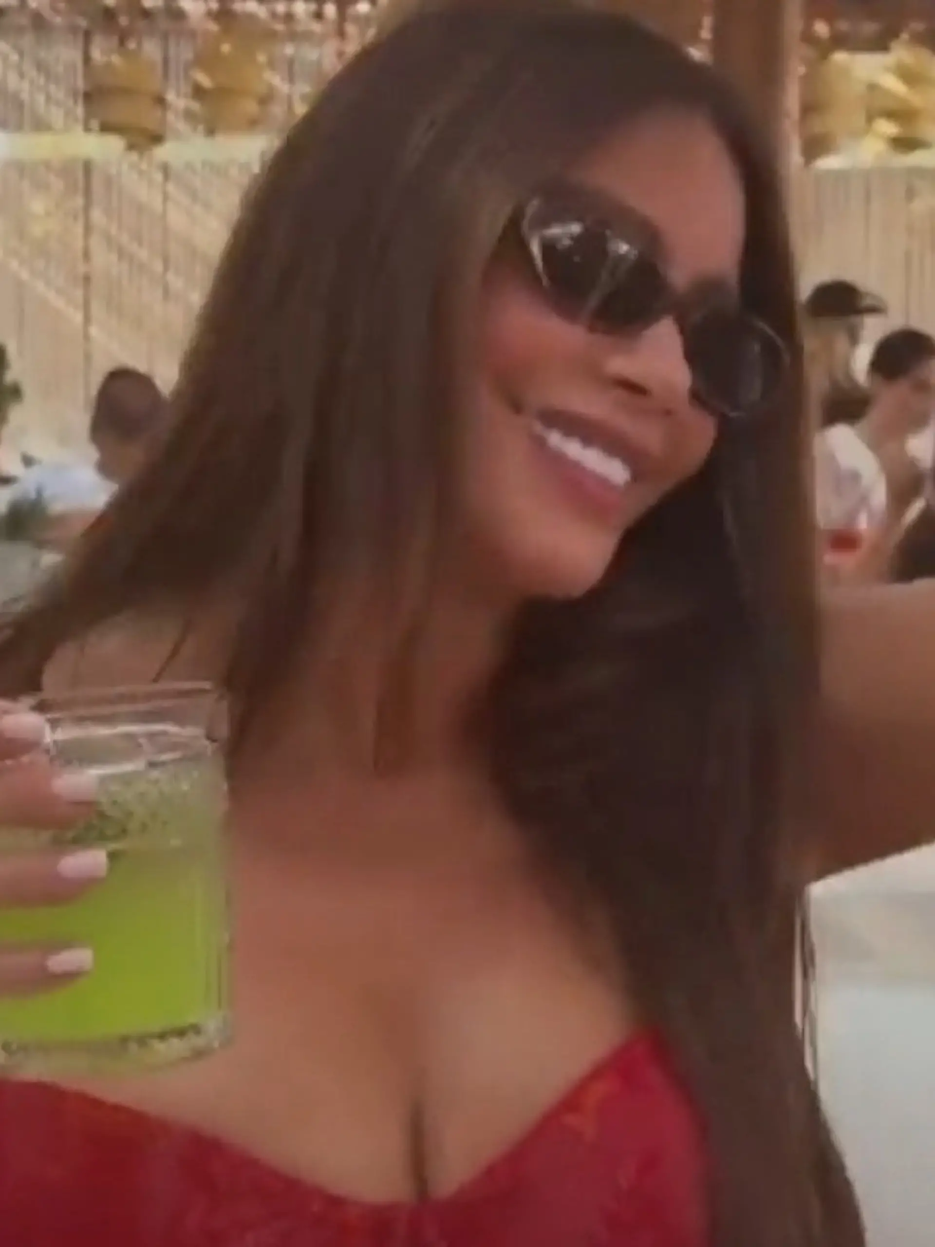 Bild zu: "Nach wildem Geburtstag in Italien – so sexy feiert Sofia Vergara in Griechenland weiter!"