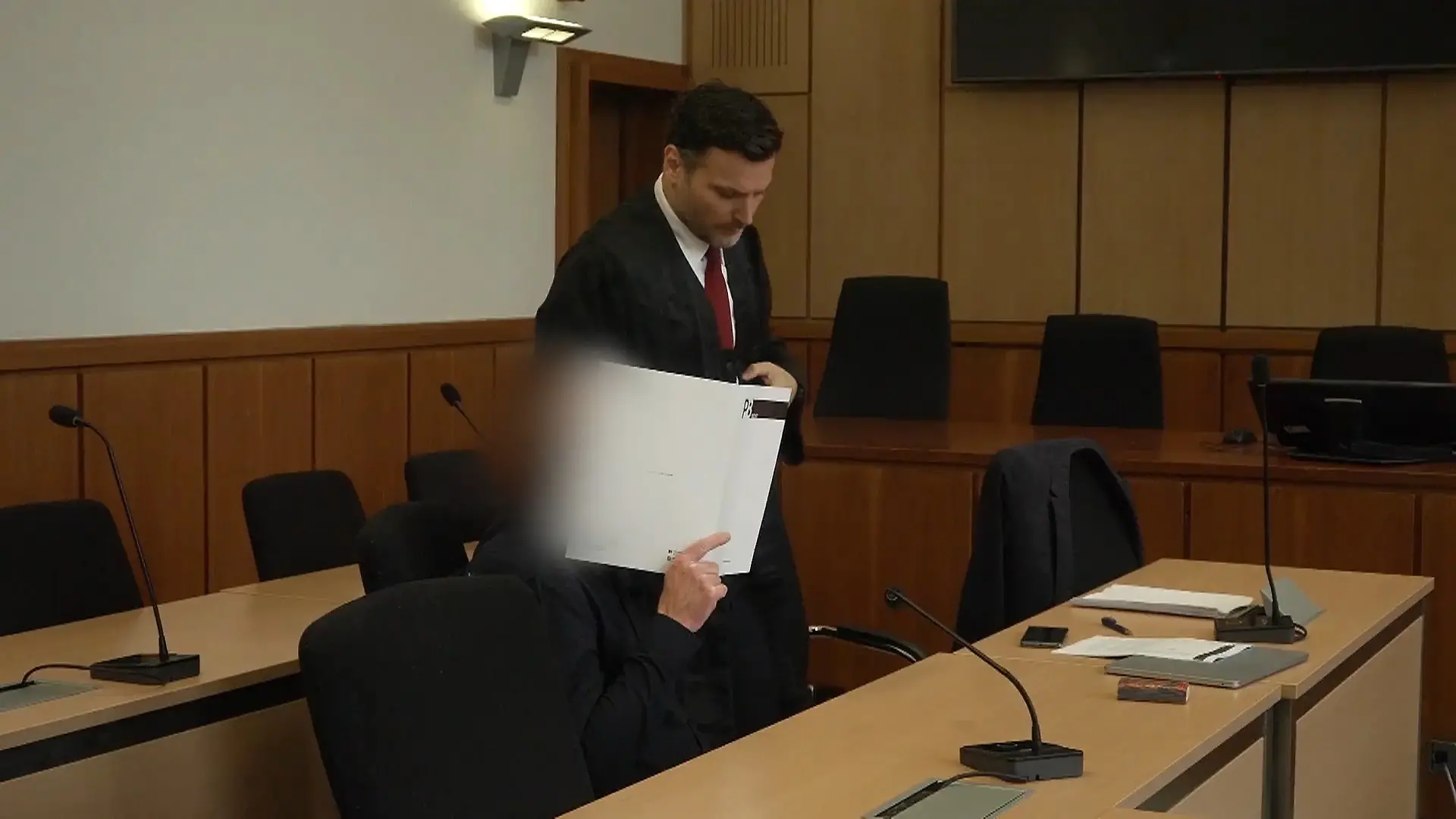 54-Jähriger muss sich wegen Mordes an Ehefrau vor Gericht verantworten Tödliche Gewalttat in Ennepetal