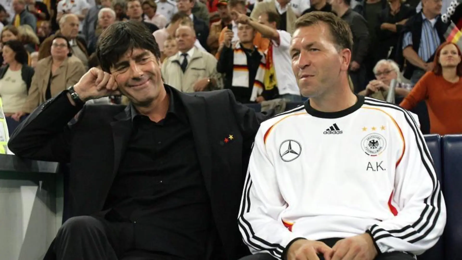 Bundestrainer Joachim Löw debütiert 2006 gegen Schweden, Torwarttrainer Andreas Köpke war schon damals dabei. Foto: Oliver Berg